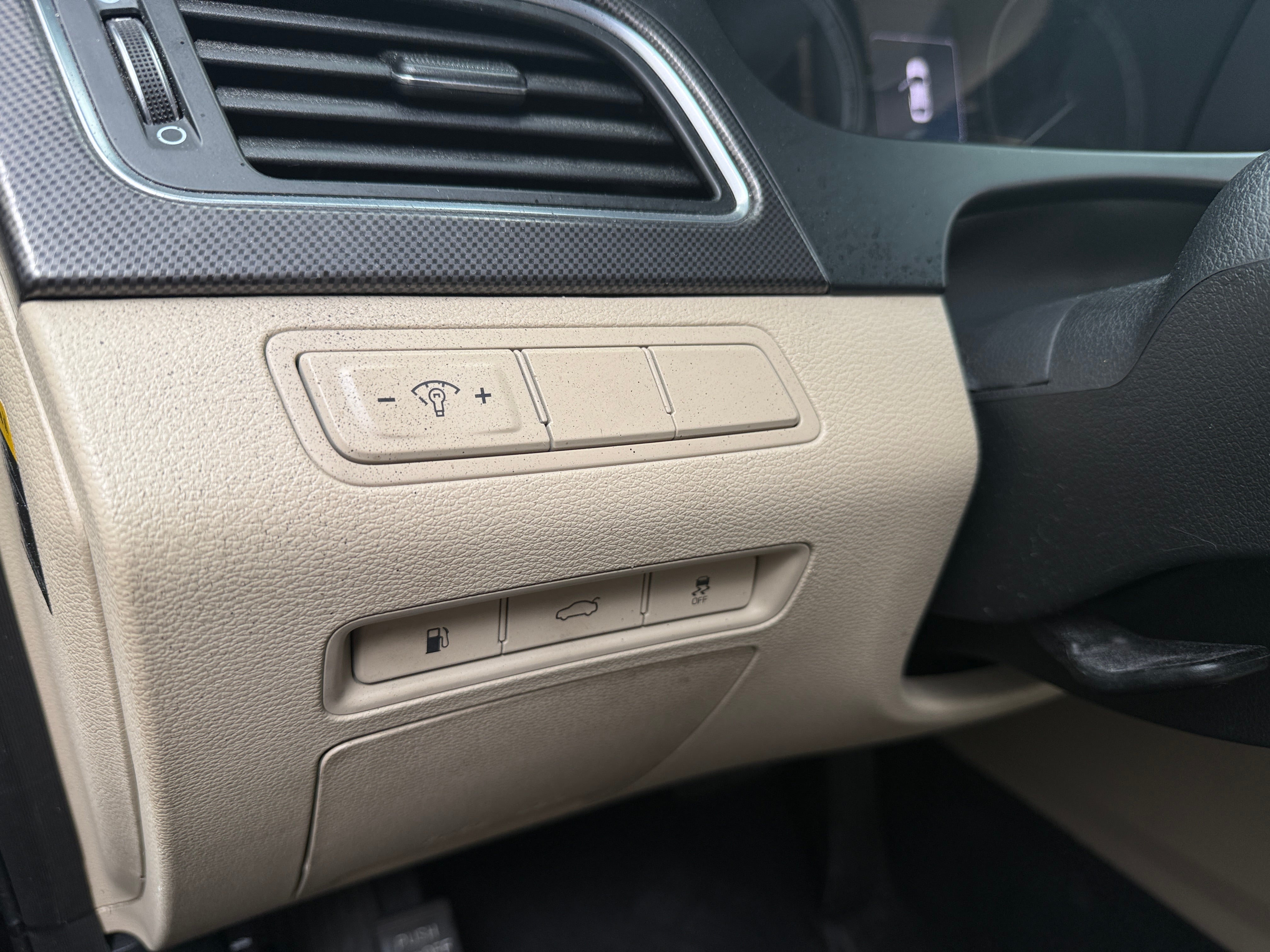 Used 2015 Hyundai Sonata Sport with VIN 5NPE34AF4FH023865 for sale in Auburn, WA