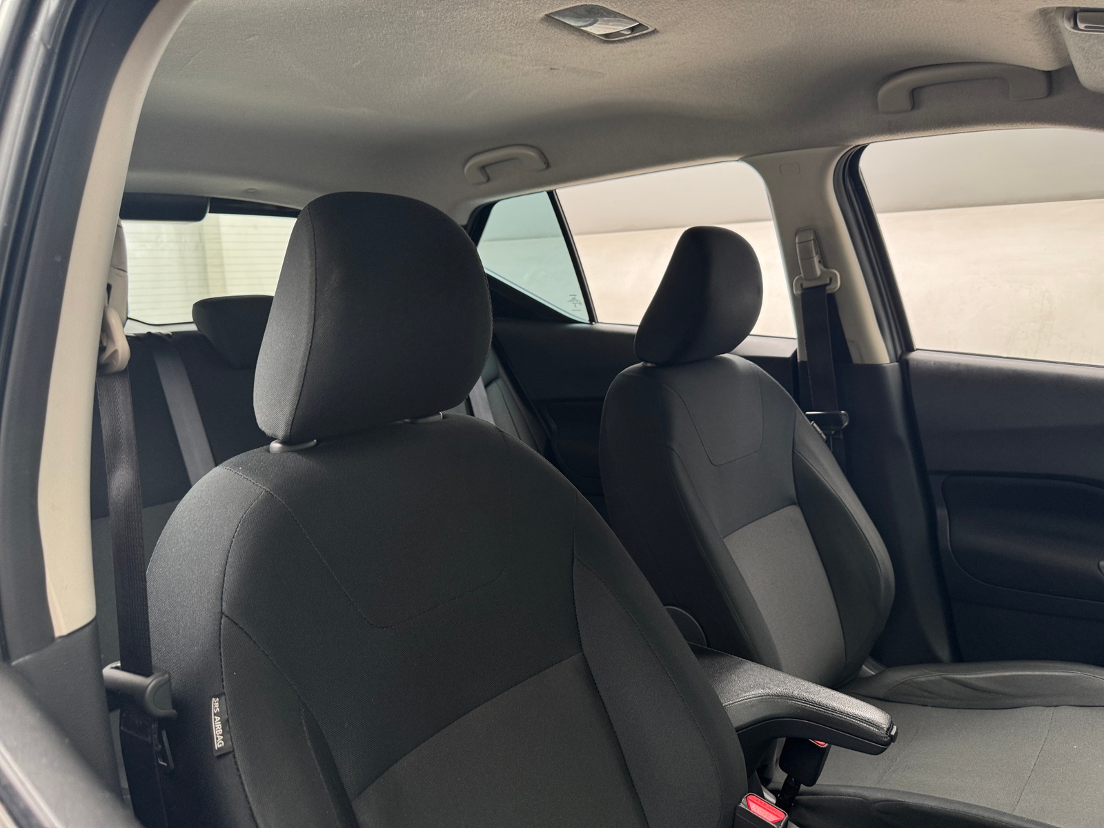 Thumbnail: 2025 Nissan Kicks - 2