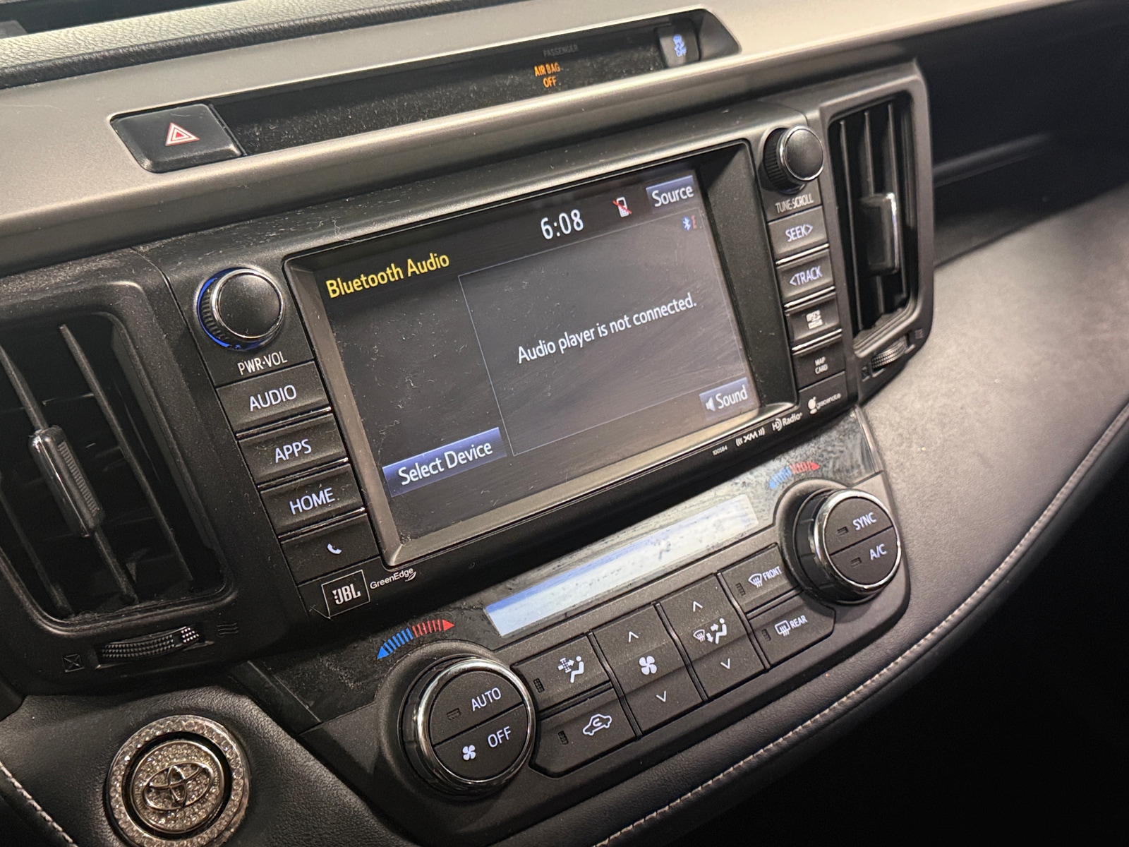 Thumbnail: 2016 Toyota RAV4 - 3
