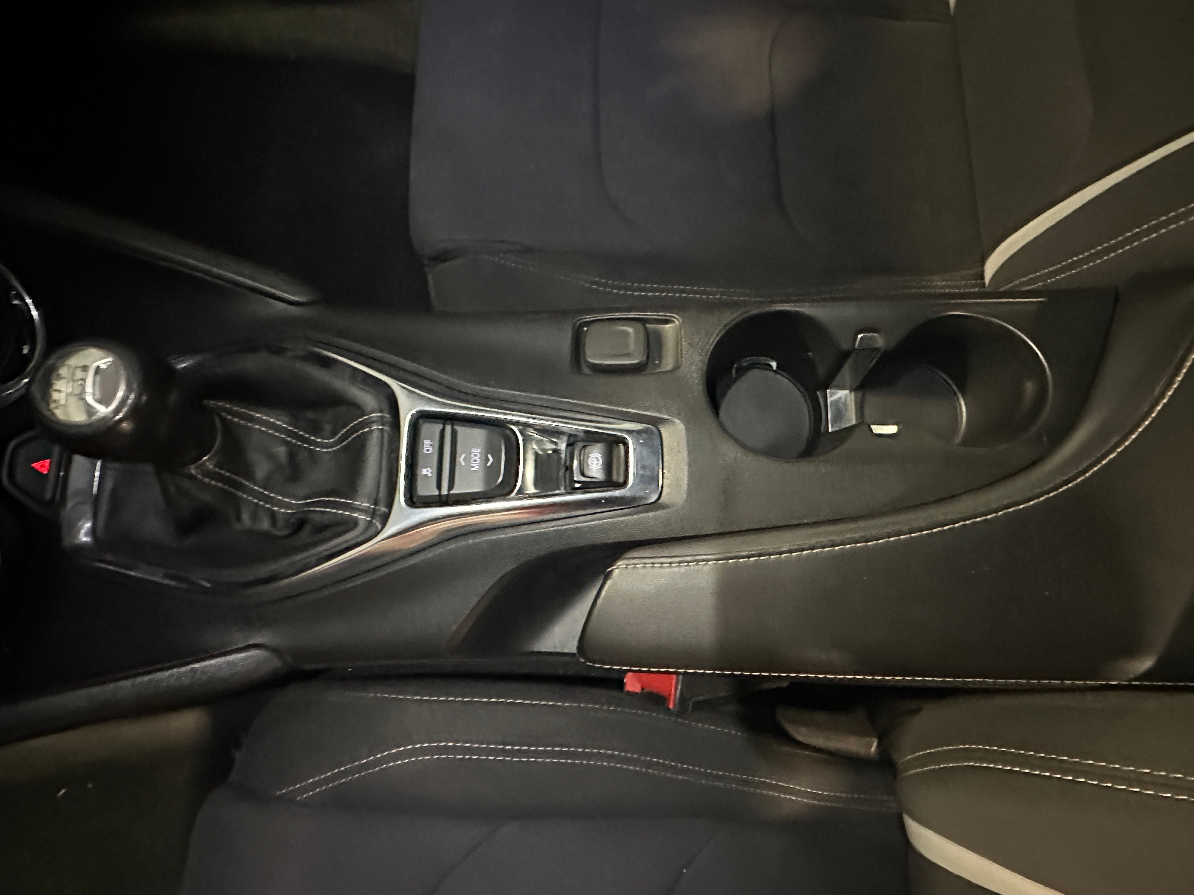 2020 Chevrolet Camaro 1LT - Photo 14