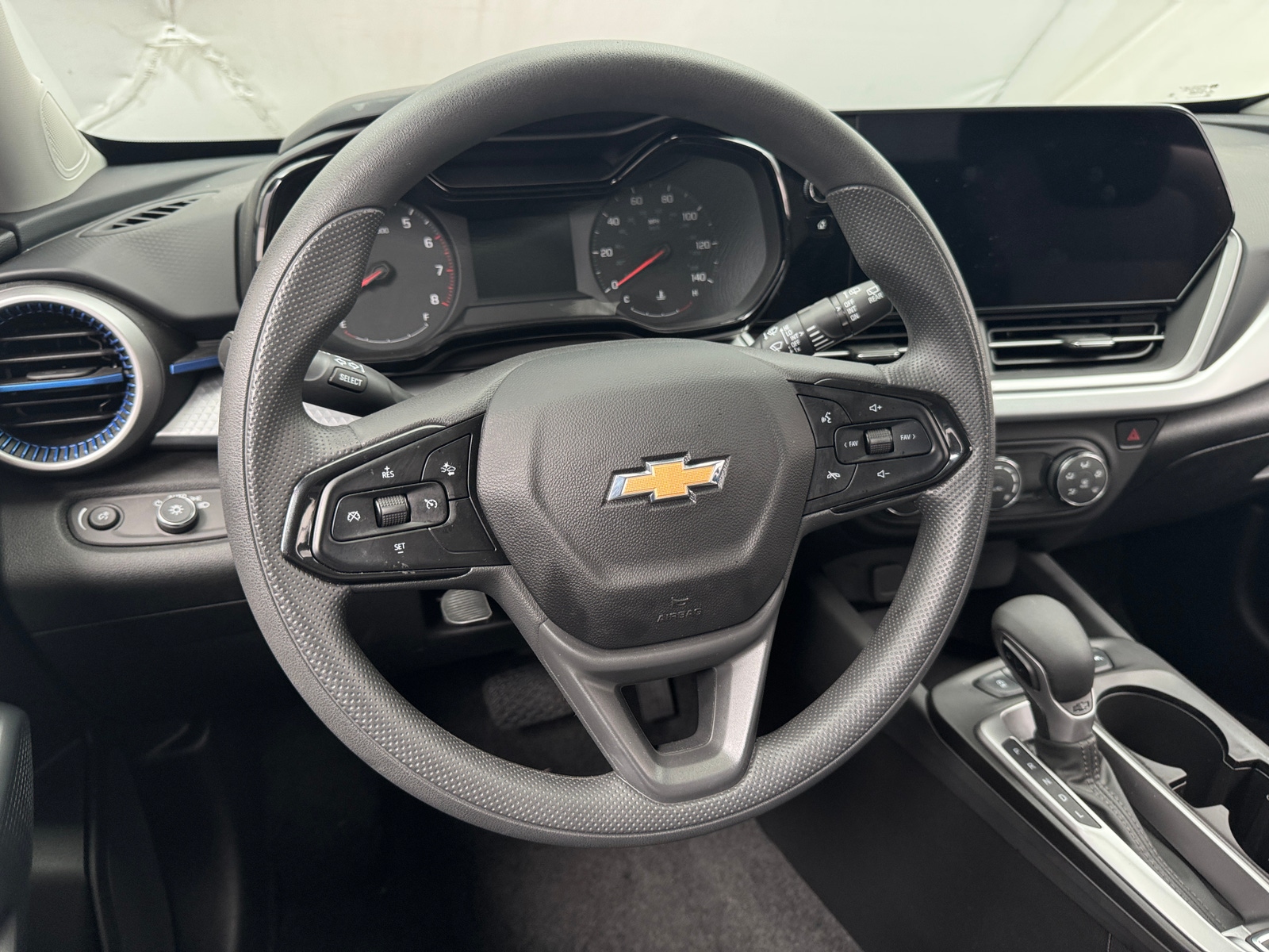 Thumbnail: 2024 Chevrolet Trax - 5