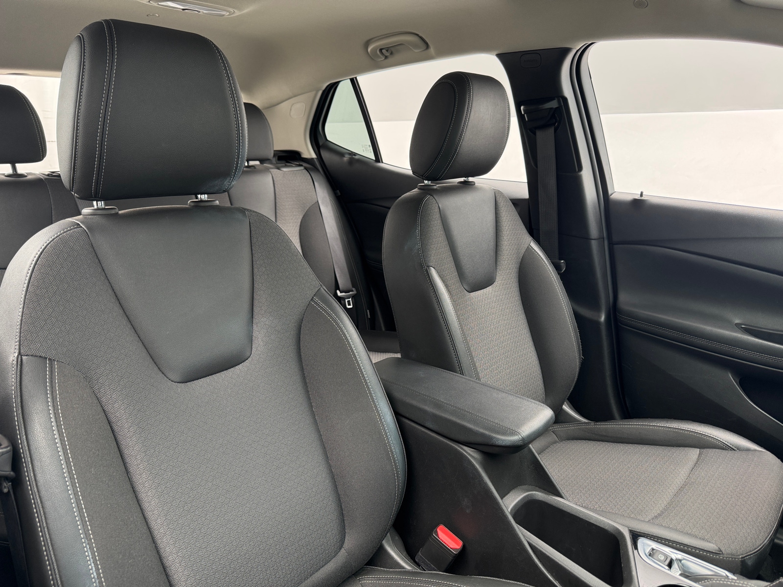 Thumbnail: 2025 Buick Encore GX - 2