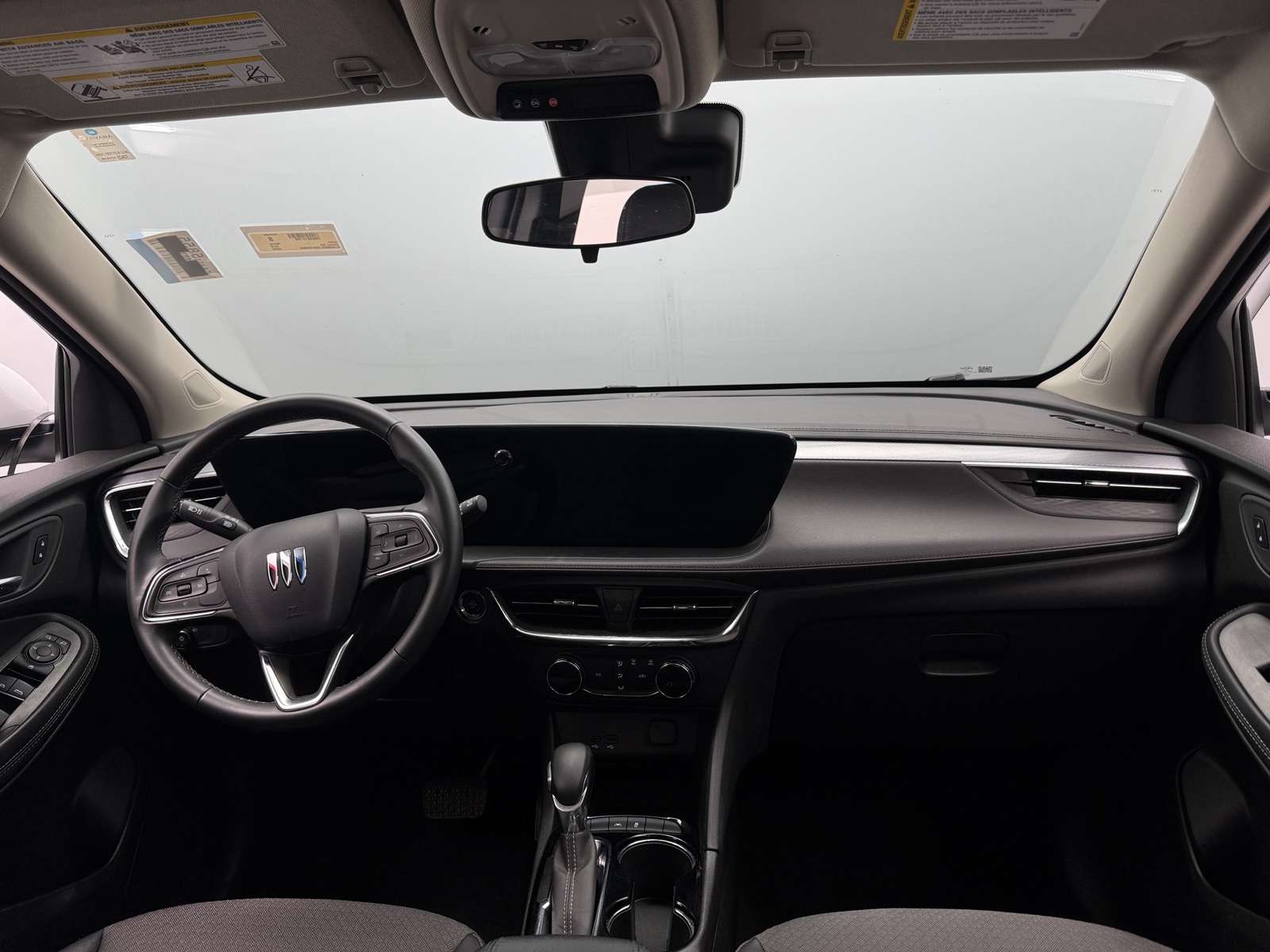 Thumbnail: 2025 Buick Encore GX - 3