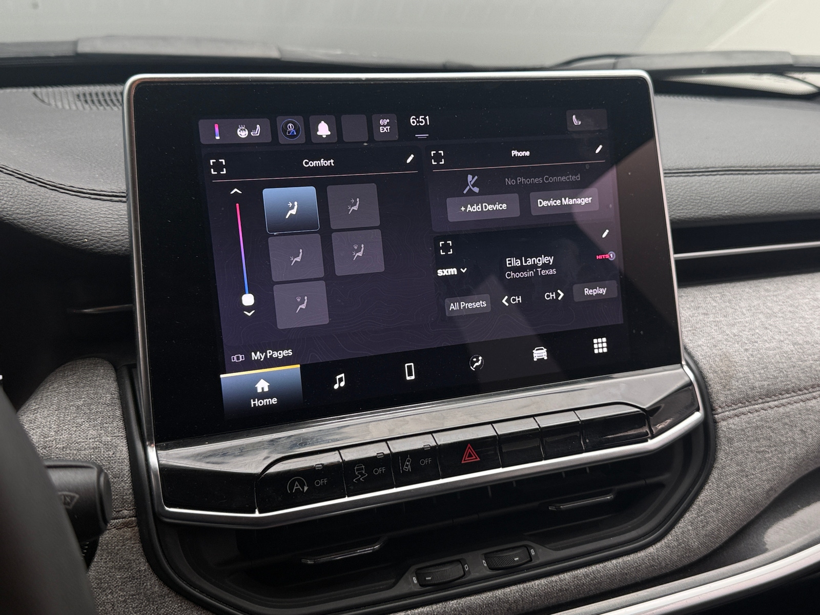 Thumbnail: 2023 Jeep Compass - 3