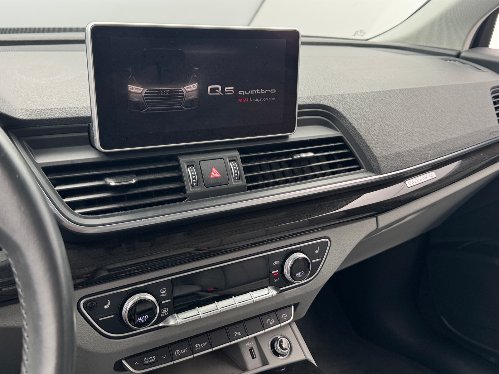 Thumbnail: 2019 Audi Q5 - 3