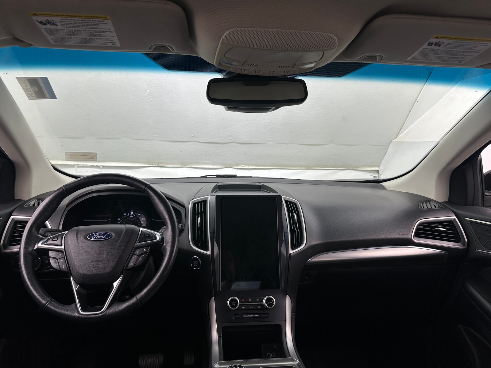 Thumbnail: 2022 Ford Edge - 2