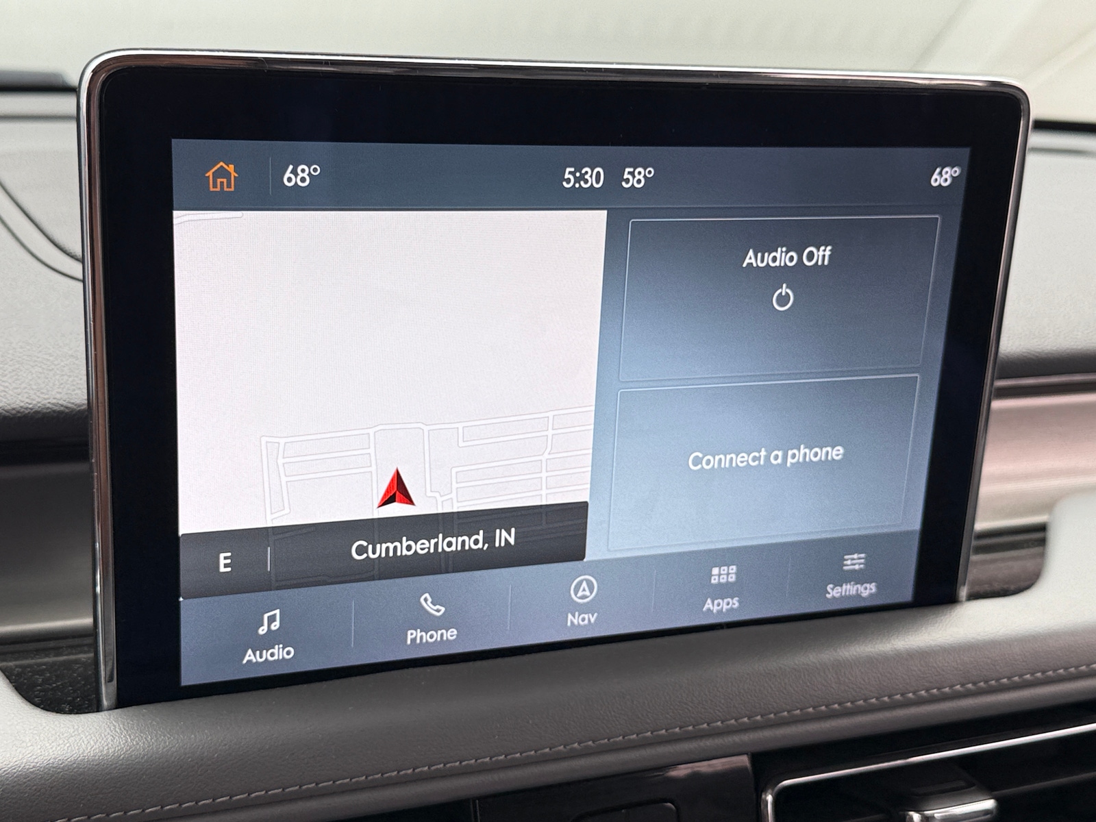 Thumbnail: 2020 Lincoln Aviator - 3