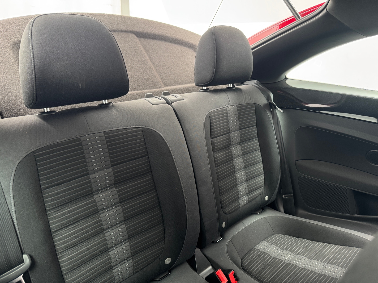 Thumbnail: 2012 Volkswagen Beetle - 6