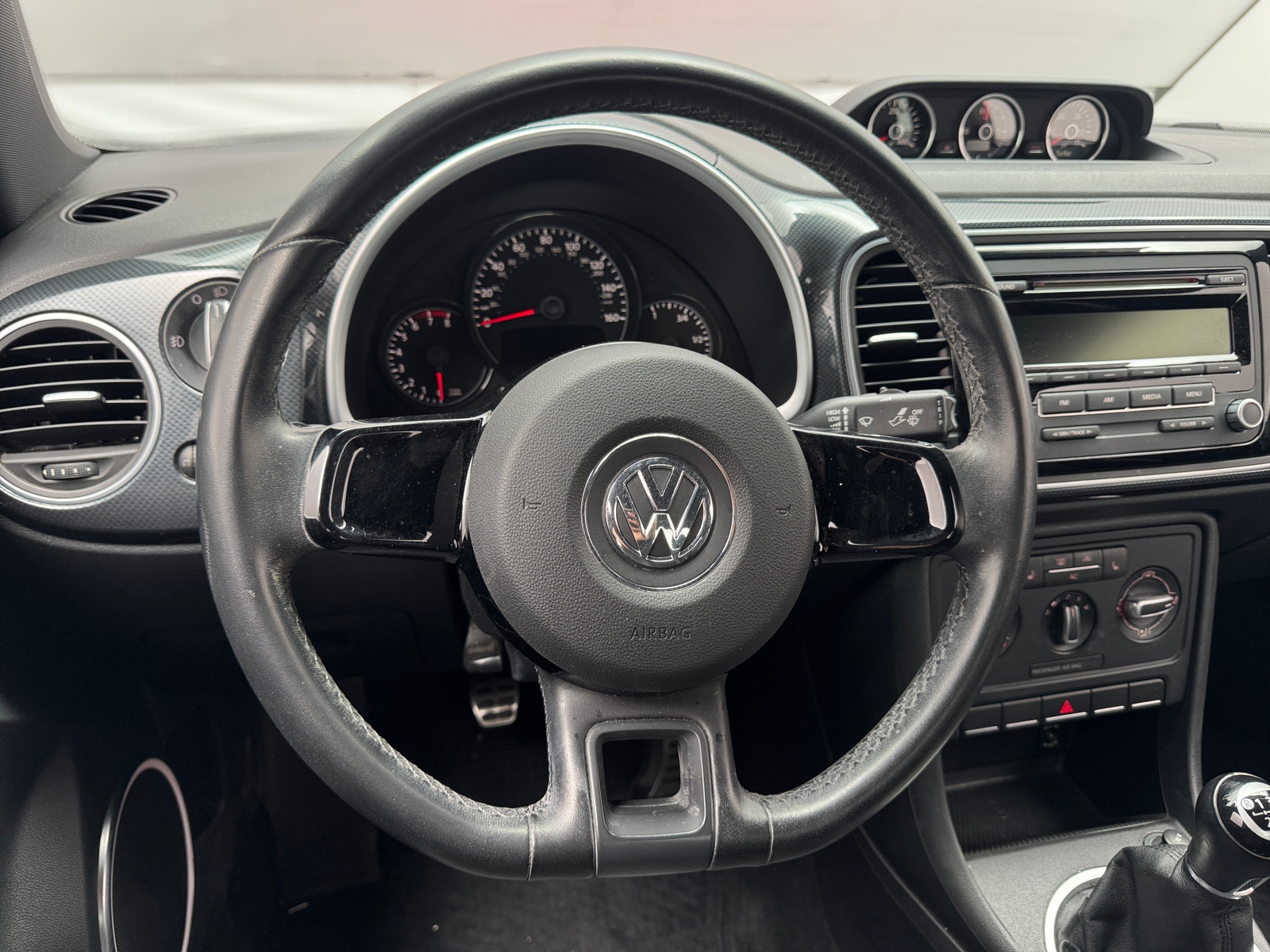 Thumbnail: 2012 Volkswagen Beetle - 5