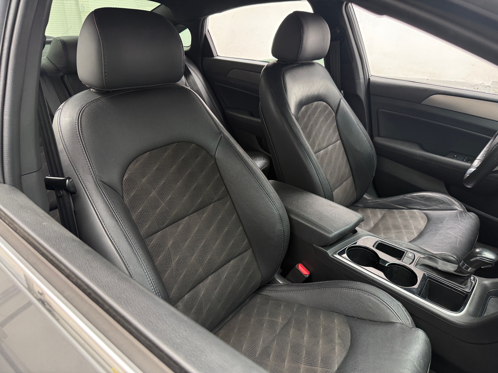 Thumbnail: 2018 Hyundai Sonata - 2