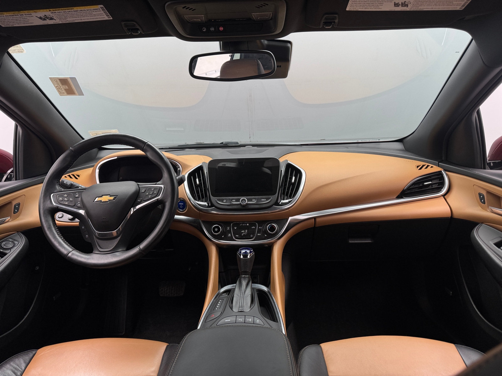 Thumbnail: 2016 Chevrolet Volt - 3
