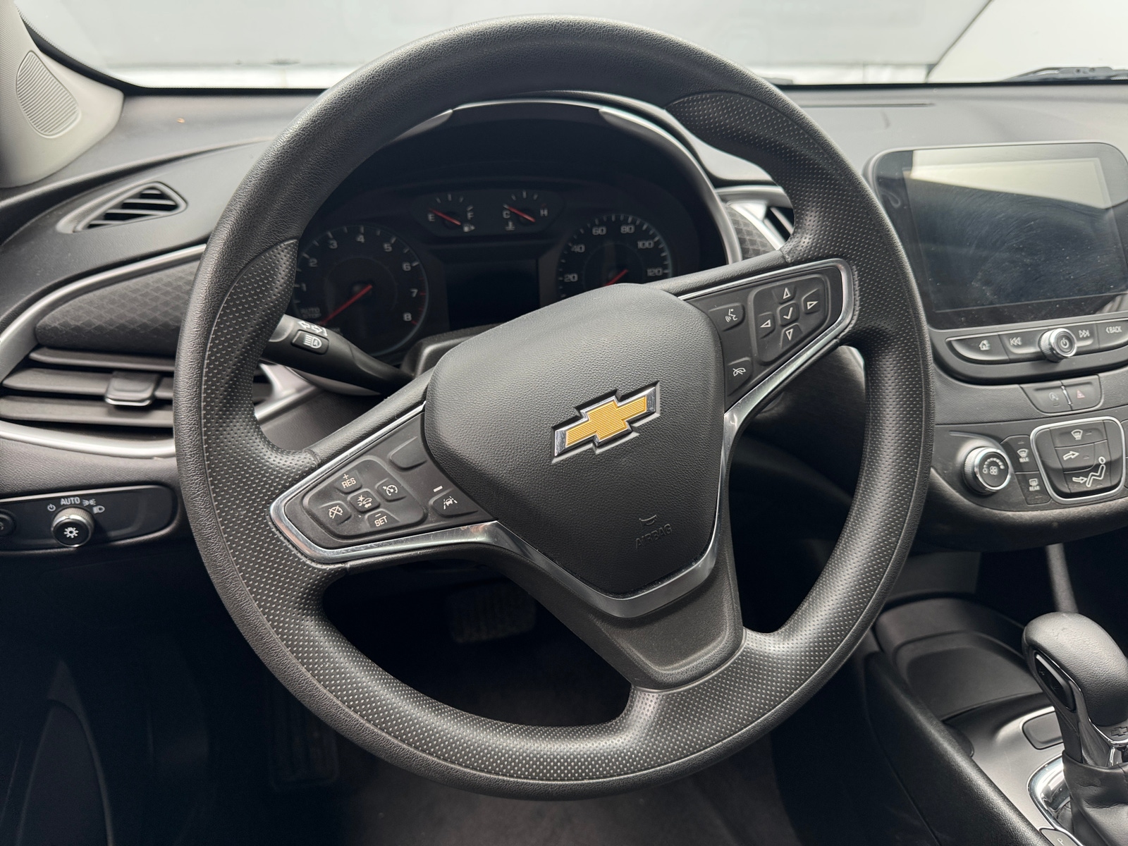 Thumbnail: 2024 Chevrolet Malibu - 5