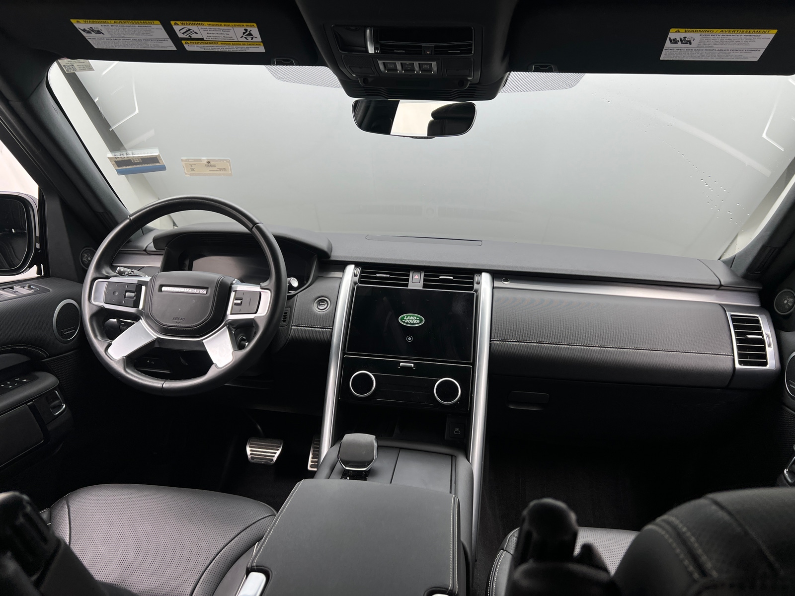 Thumbnail: 2024 Land Rover Discovery - 2