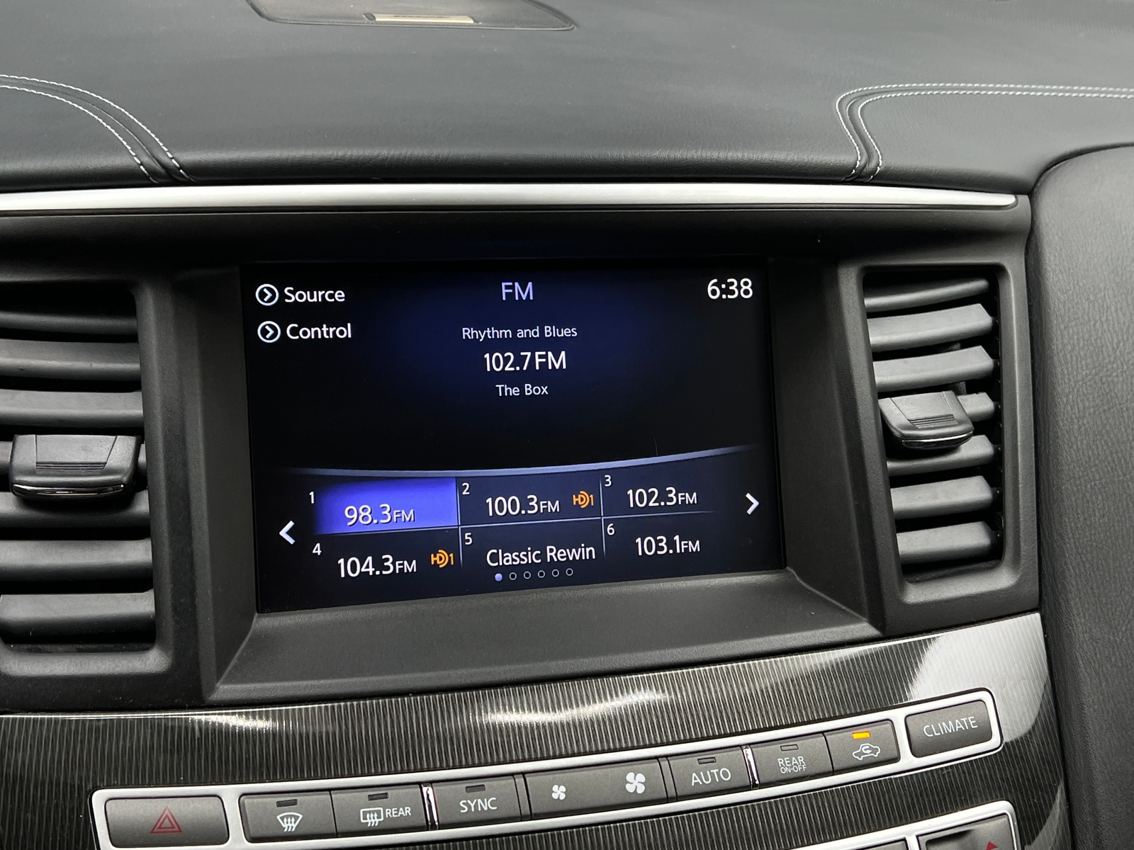 Thumbnail: 2019 INFINITI QX60 - 3