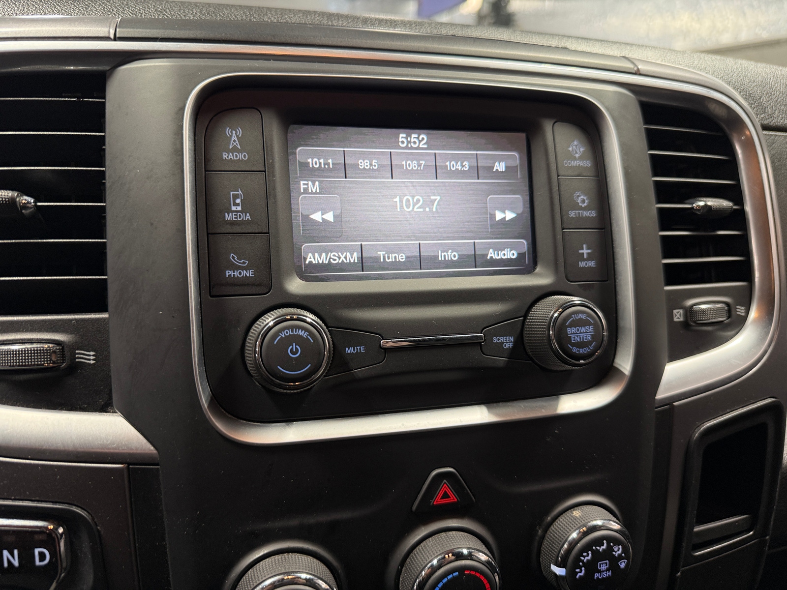 Thumbnail: 2024 RAM 1500 Classic - 4