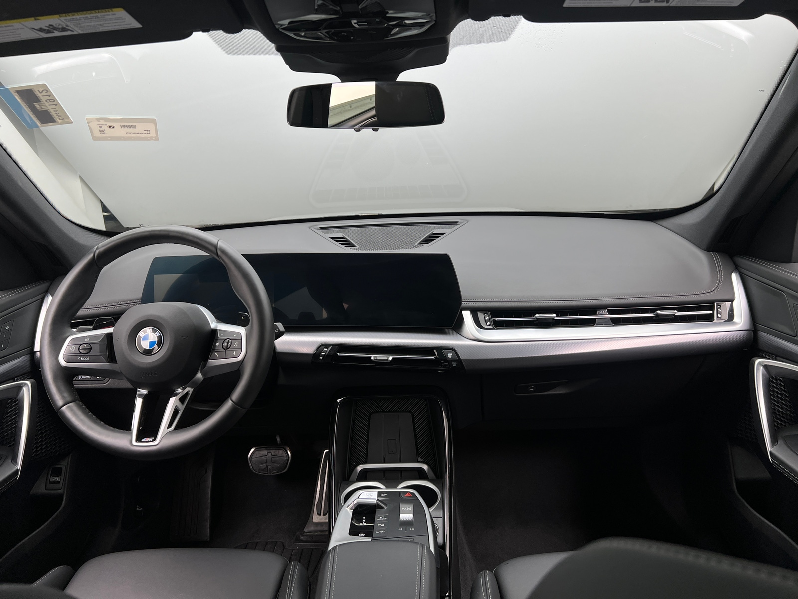 Thumbnail: 2025 BMW X1 - 2