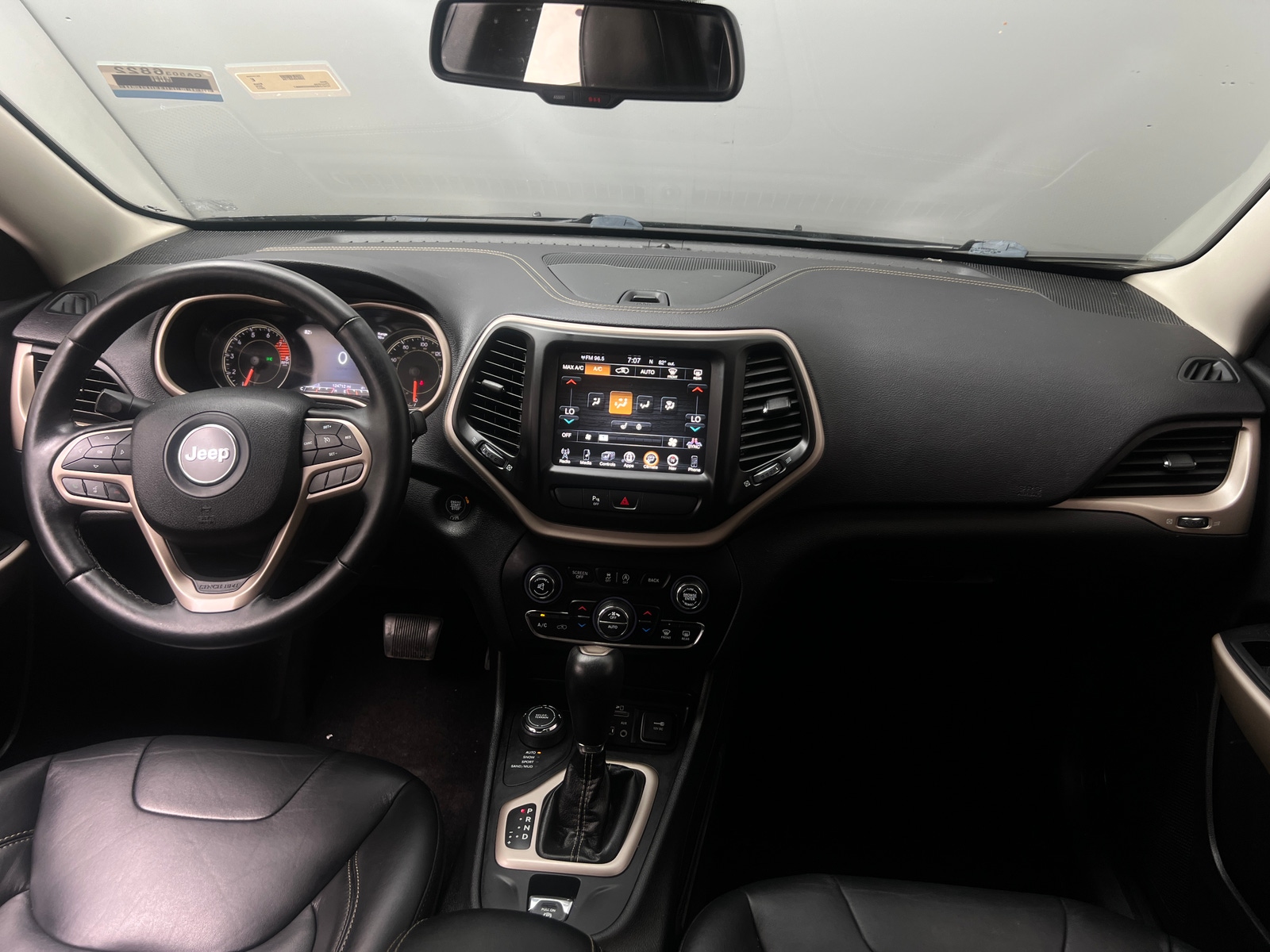 Thumbnail: 2017 Jeep Cherokee - 2