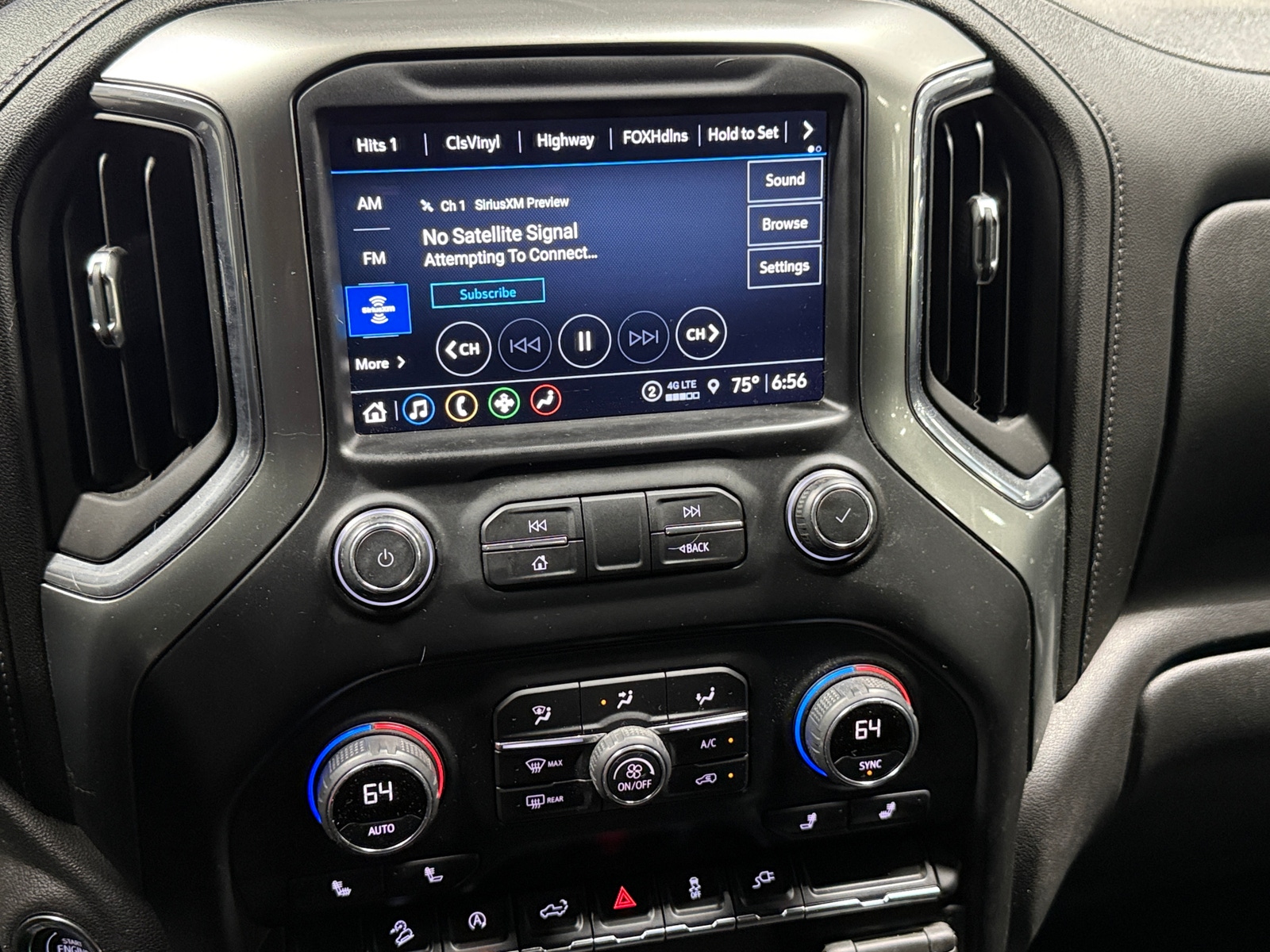 Thumbnail: 2021 Chevrolet Silverado 1500 - 4