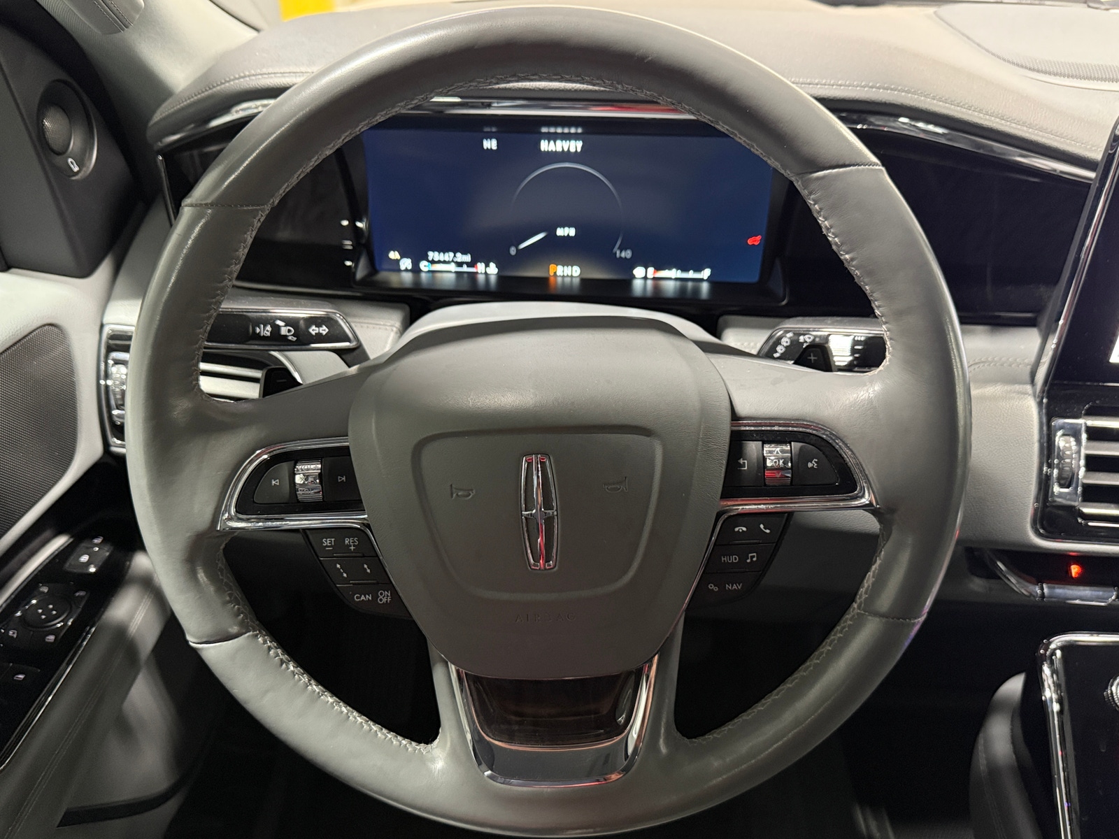 Thumbnail: 2019 Lincoln Navigator L - 4