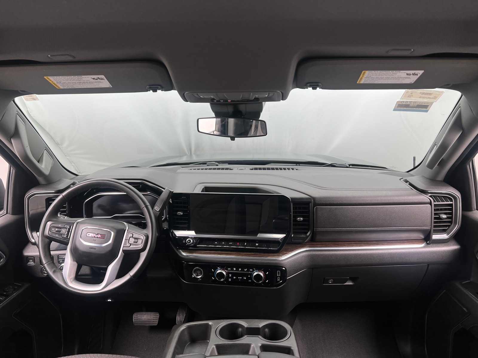 Thumbnail: 2023 GMC Sierra 1500 - 3