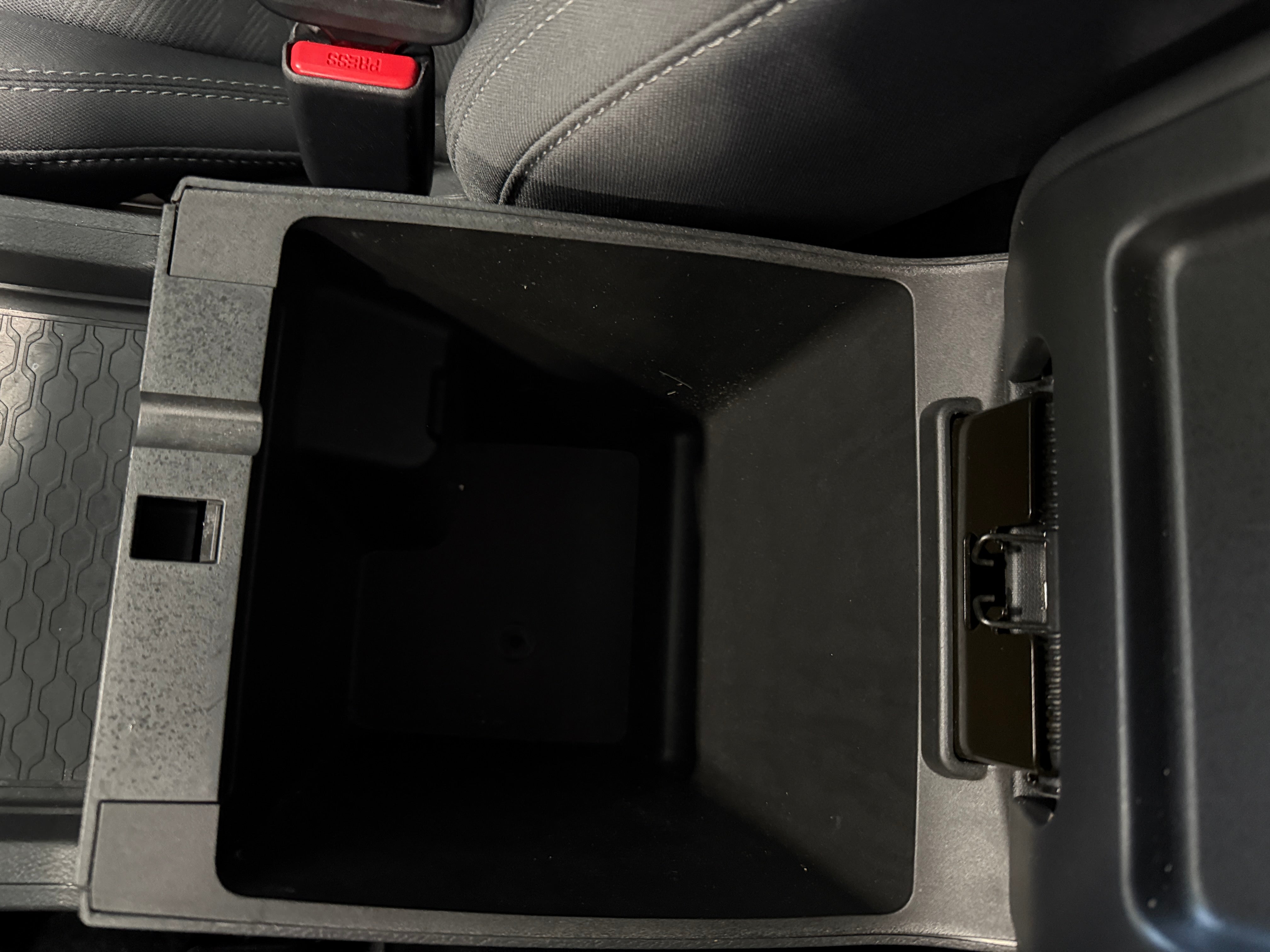 2024 Nissan Frontier SV - Photo 16