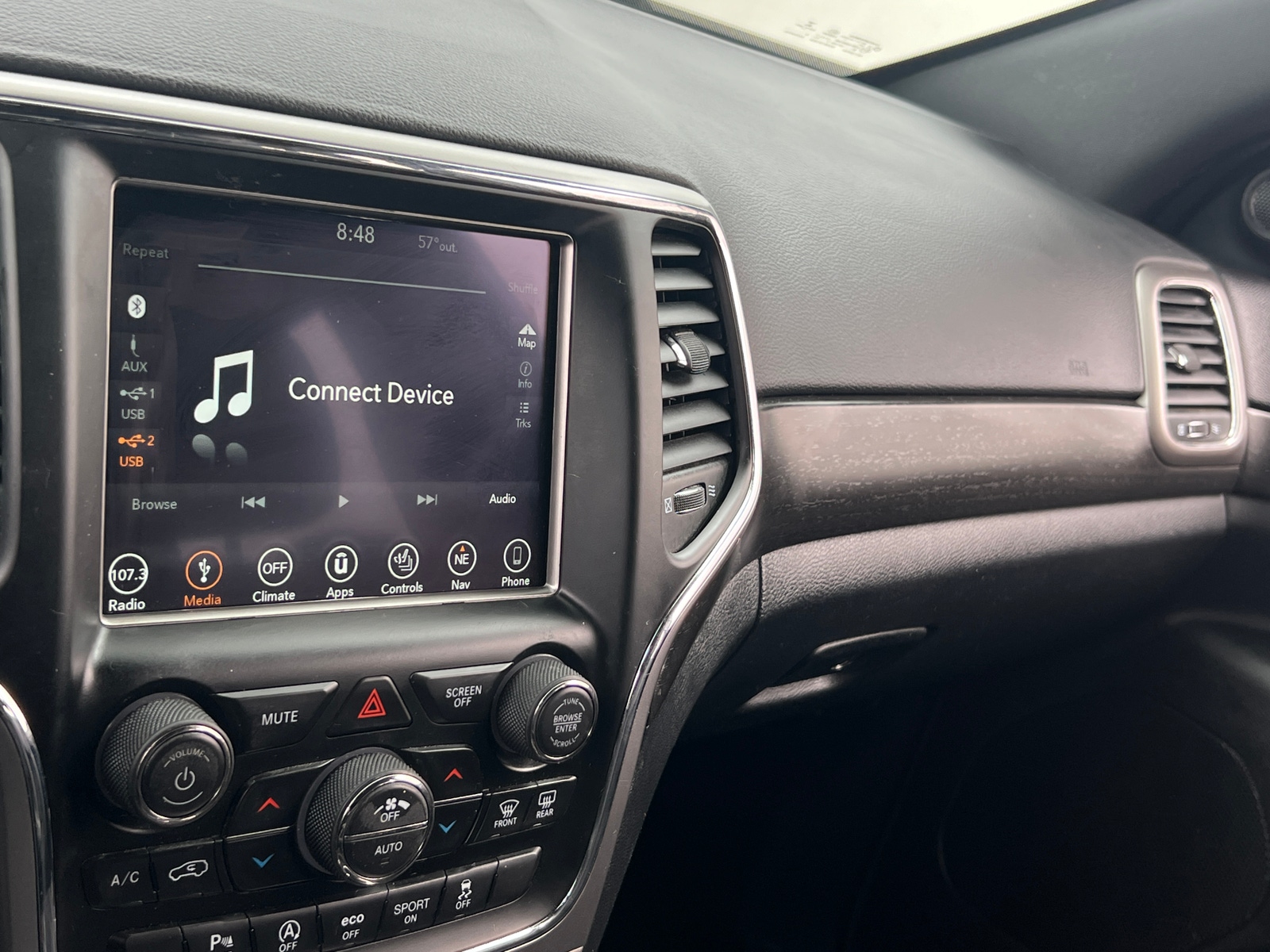 Thumbnail: 2018 Jeep Grand Cherokee - 4