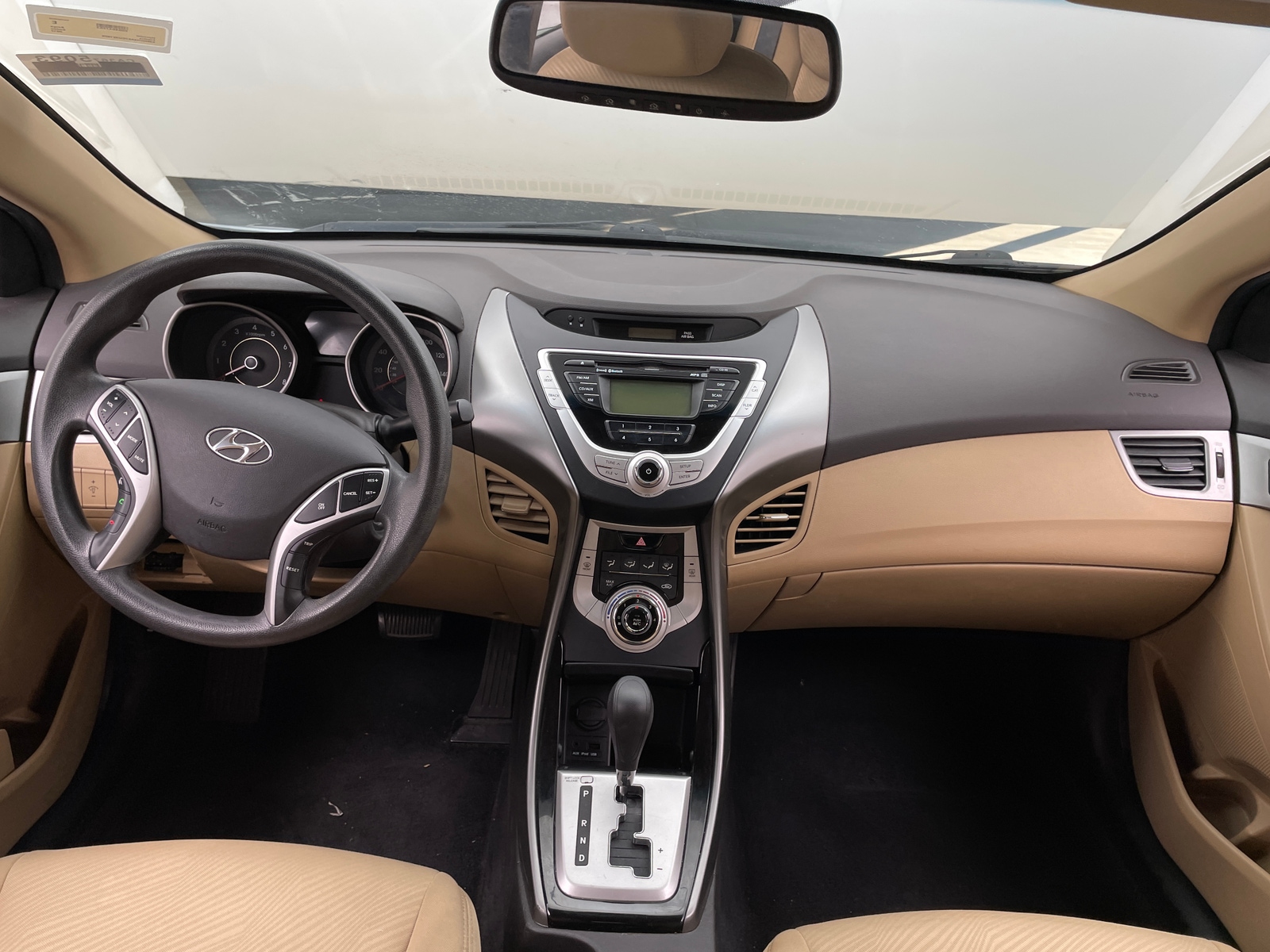 Thumbnail: 2012 Hyundai Elantra - 3