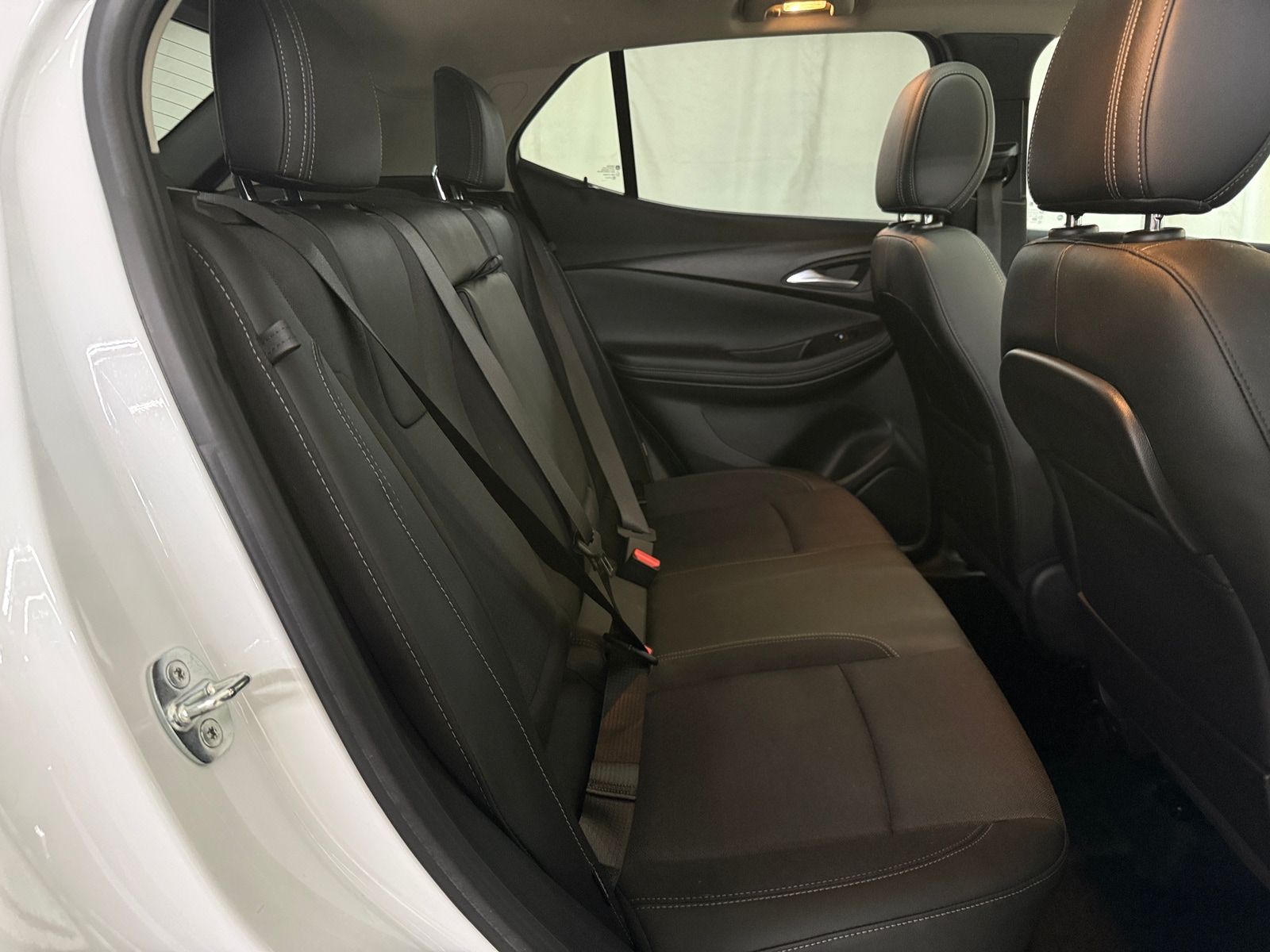 Thumbnail: 2022 Buick Encore GX - 5