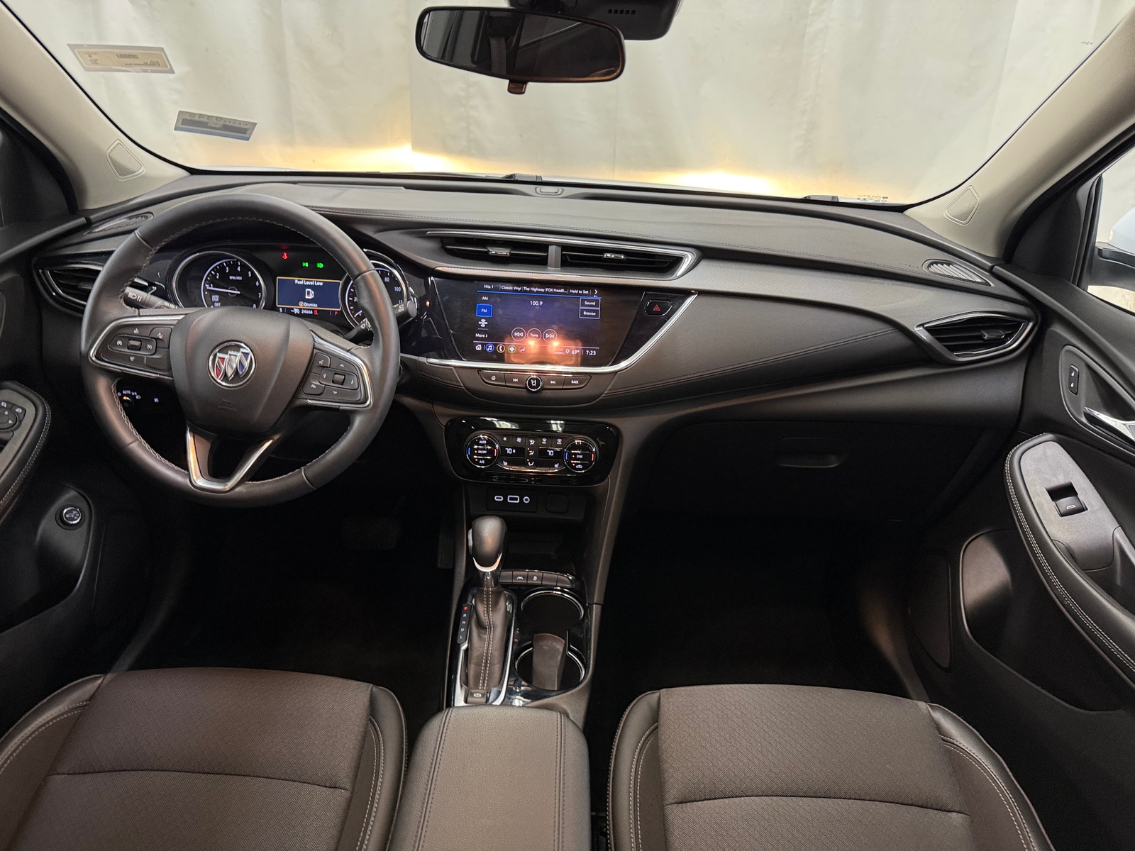 Thumbnail: 2022 Buick Encore GX - 2