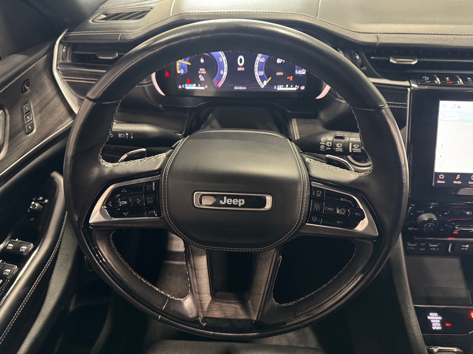 Thumbnail: 2022 Jeep Grand Cherokee L - 4