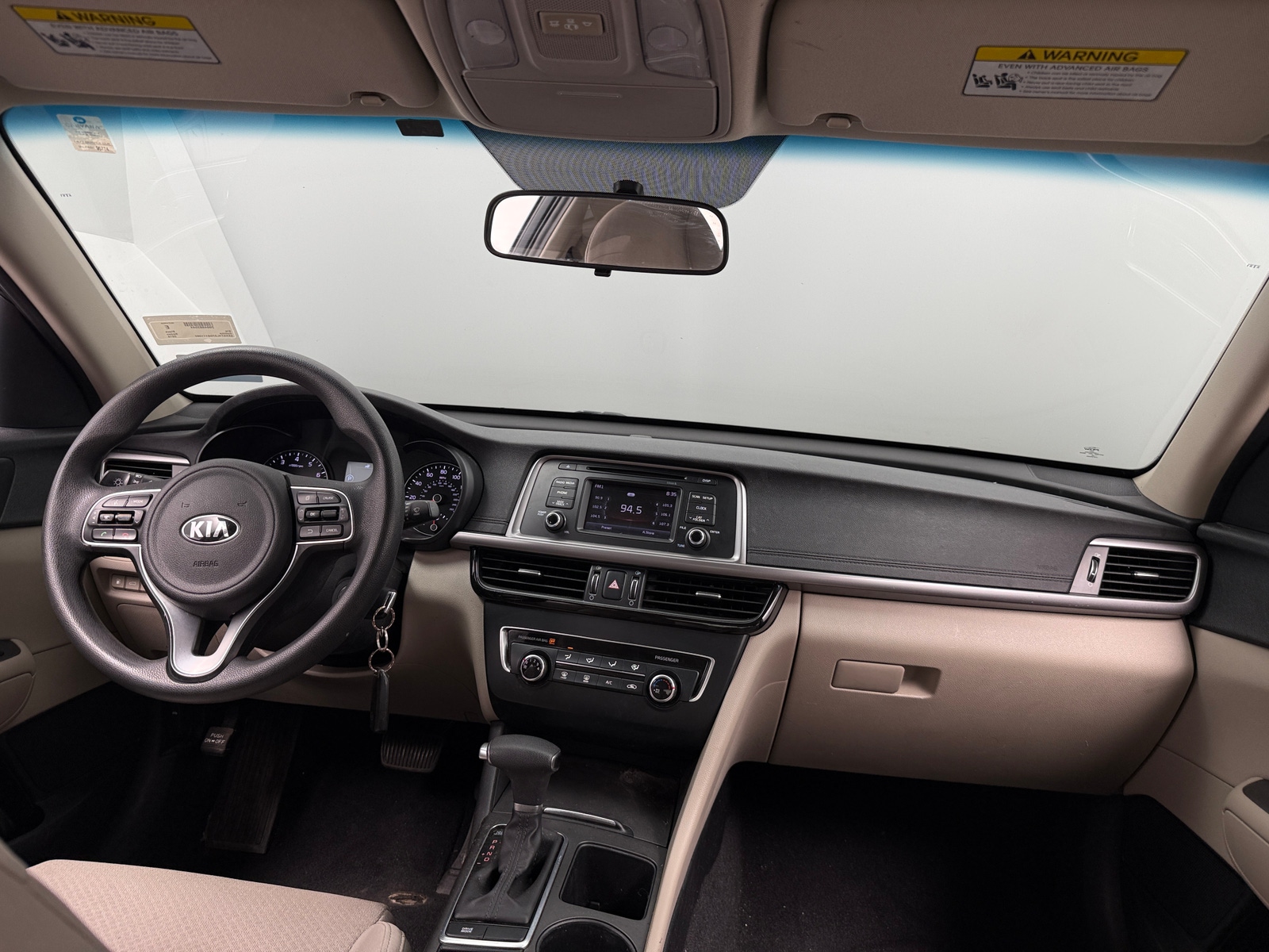 Thumbnail: 2016 Kia Optima - 3