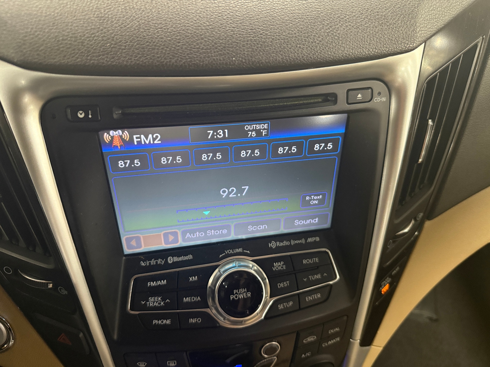 Thumbnail: 2013 Hyundai Sonata - 3