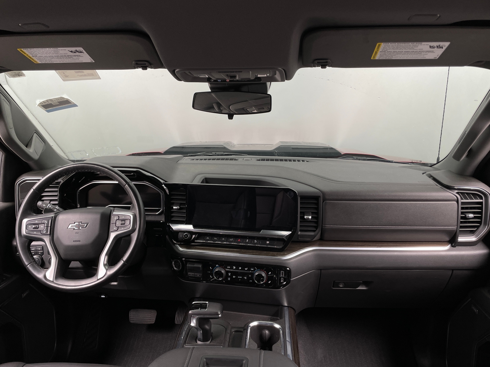 Thumbnail: 2022 Chevrolet Silverado 1500 - 3