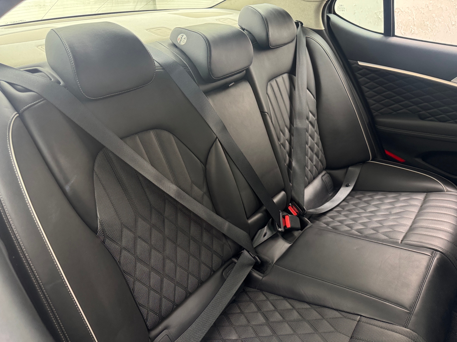 Thumbnail: 2020 Genesis G70 - 5