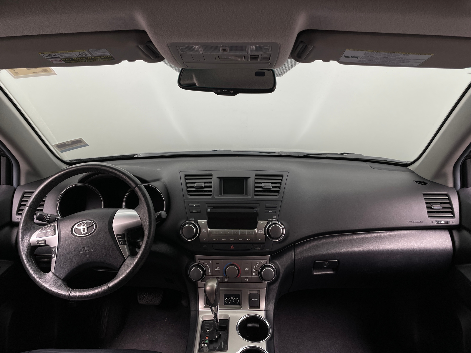 Thumbnail: 2012 Toyota Highlander - 2