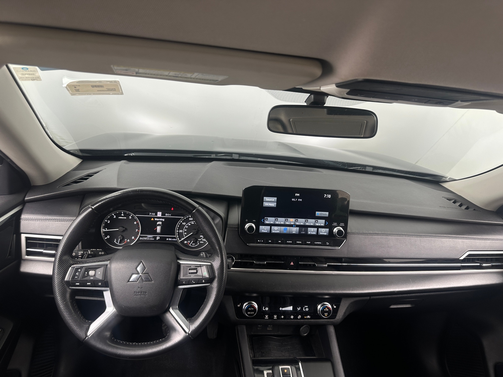 Thumbnail: 2023 Mitsubishi Outlander - 2