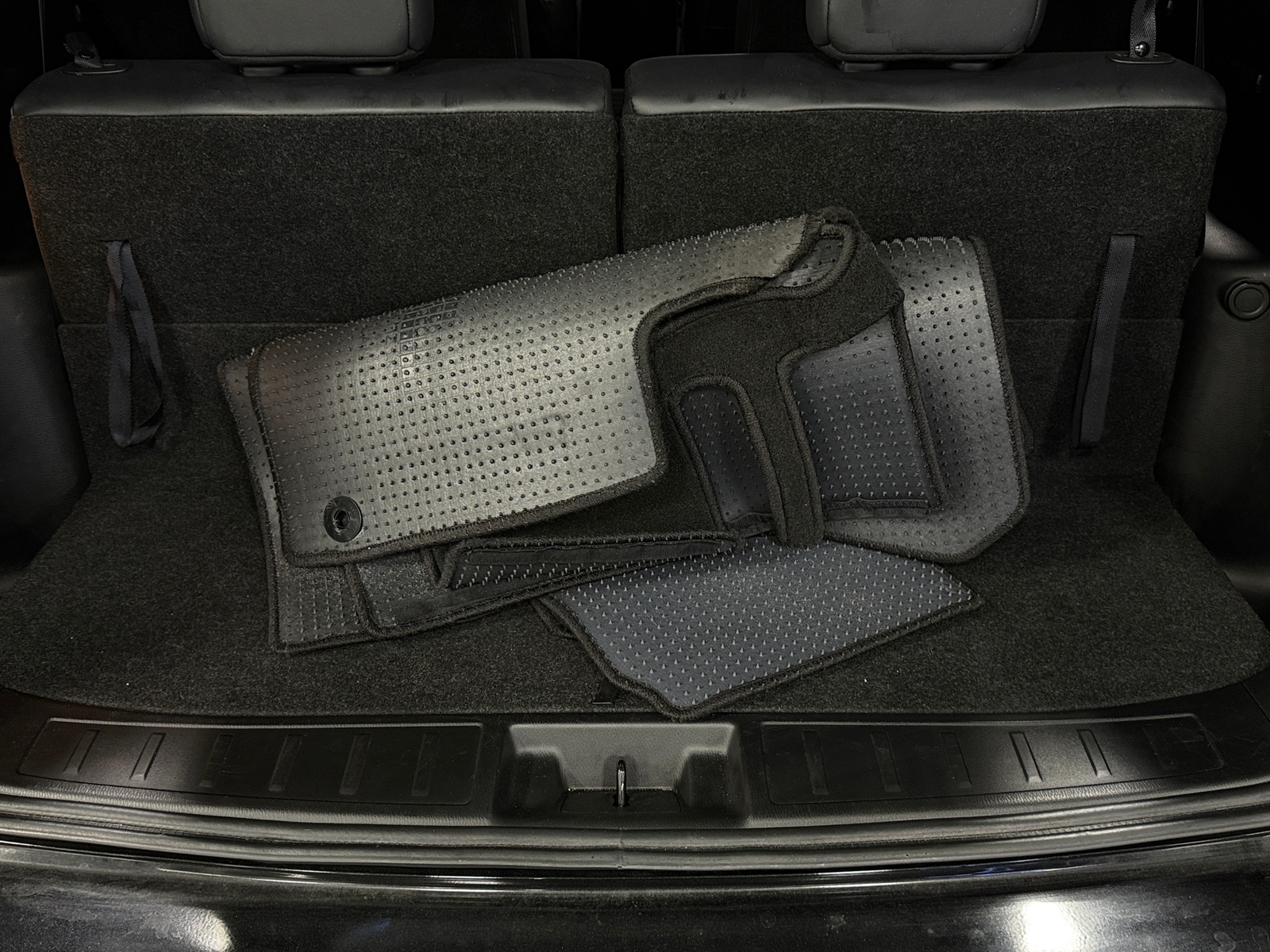 Thumbnail: 2023 Mitsubishi Outlander - 6