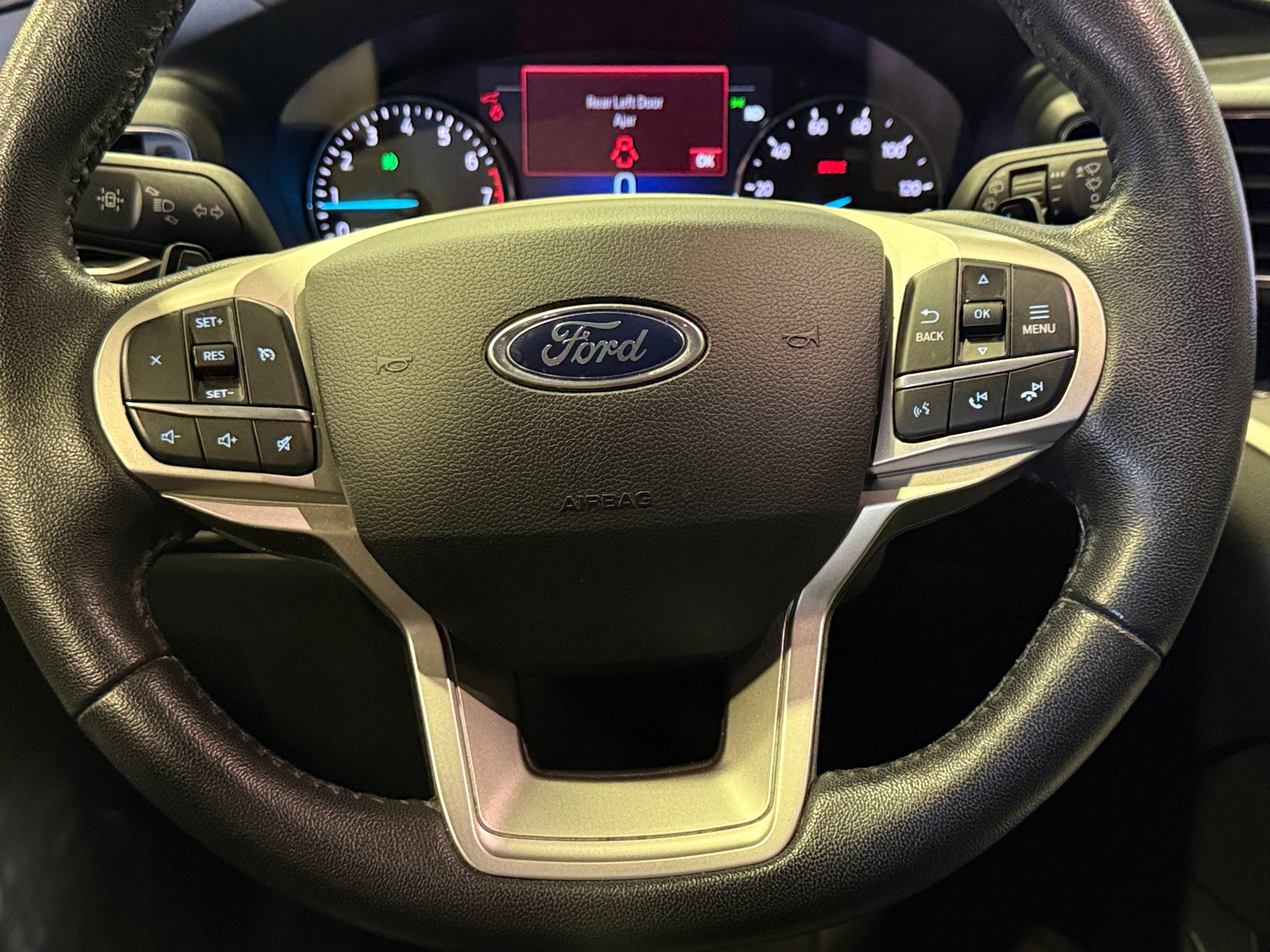 Thumbnail: 2020 Ford Explorer - 5