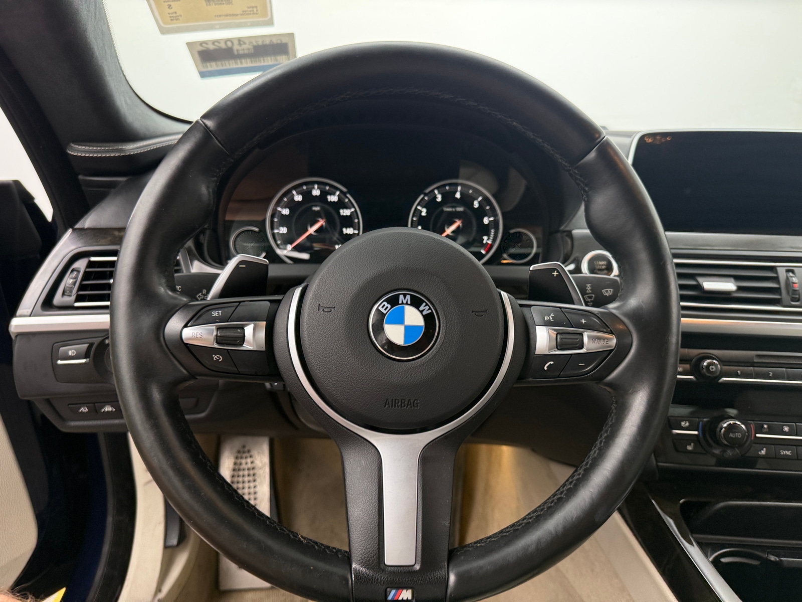 Thumbnail: 2016 BMW 6 Series - 4