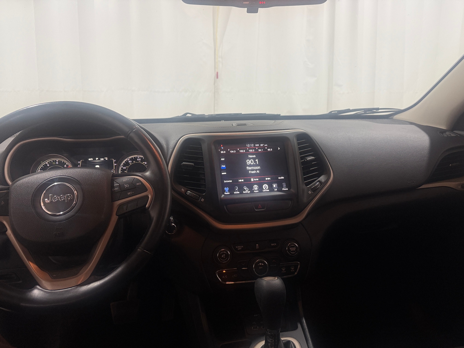 Thumbnail: 2016 Jeep Cherokee - 3