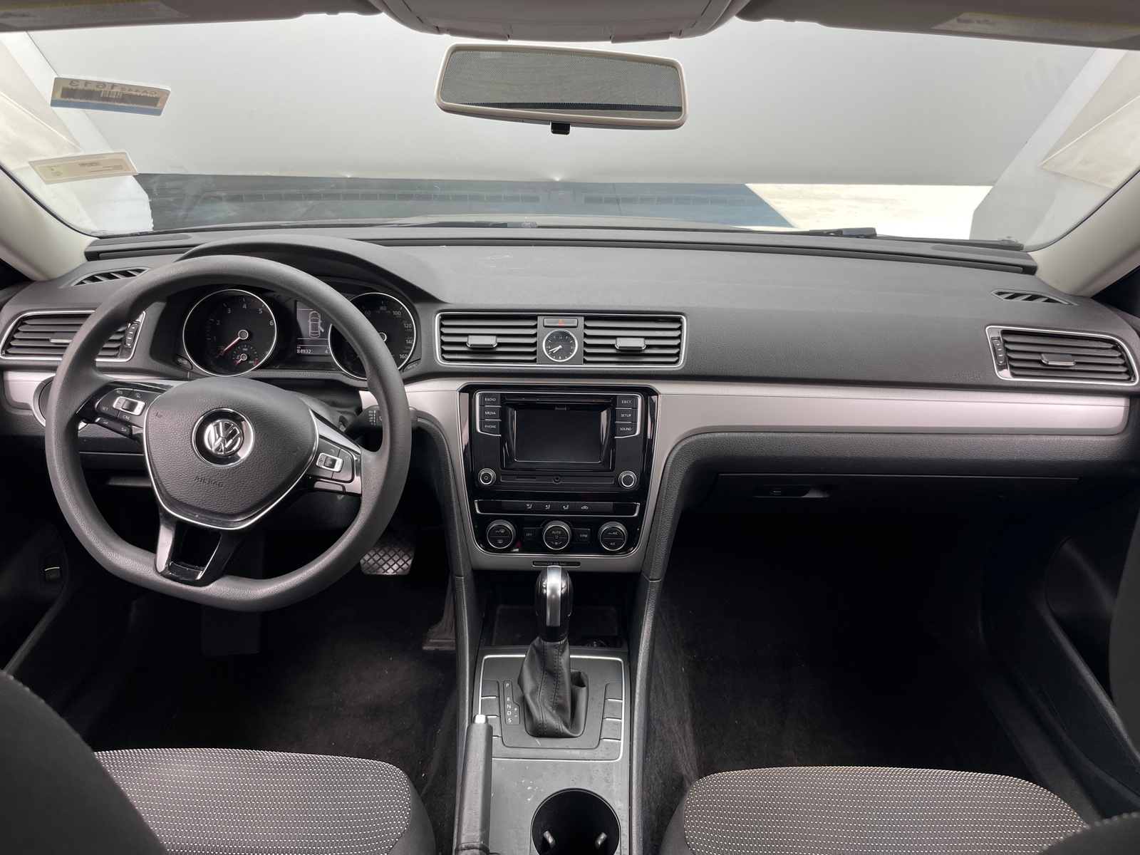 Thumbnail: 2017 Volkswagen Passat - 3