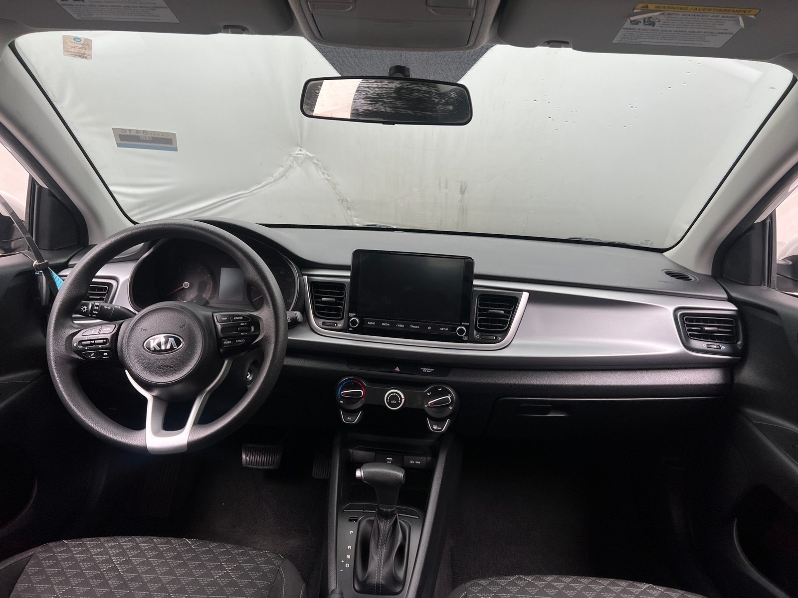 Thumbnail: 2021 Kia Rio - 3