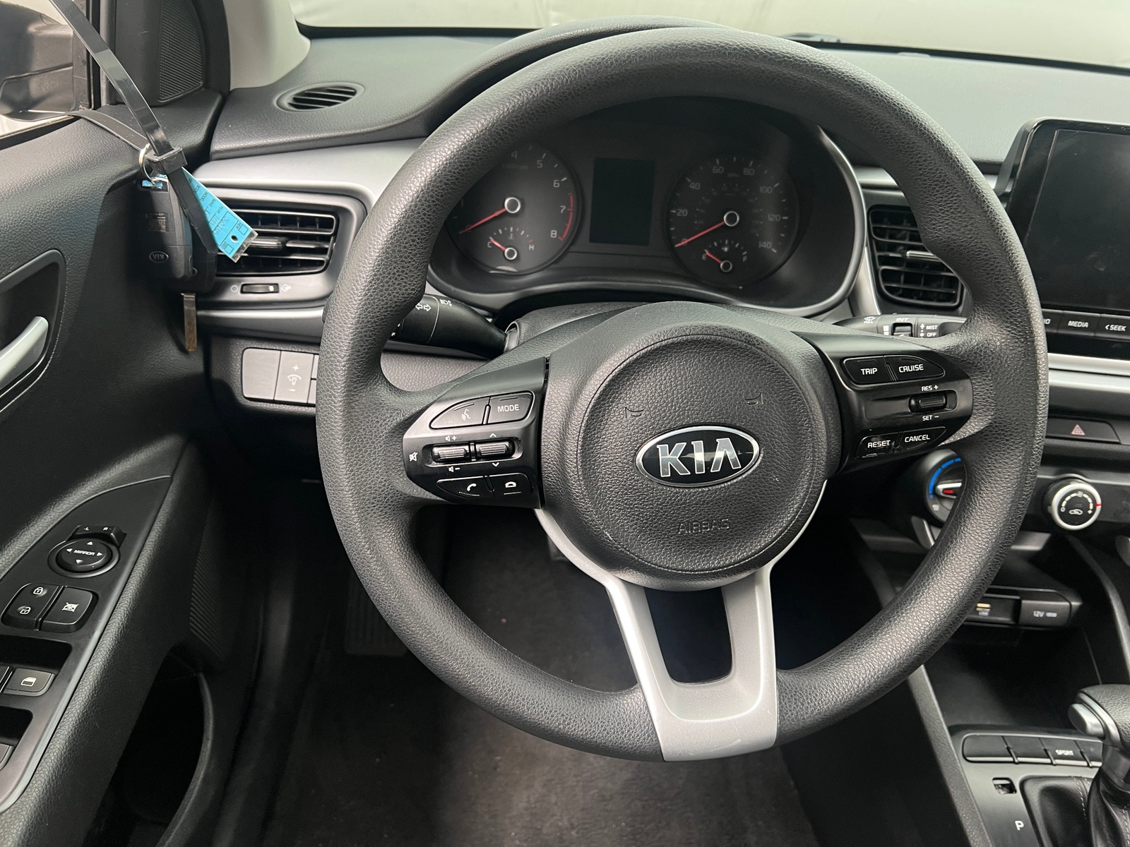 Thumbnail: 2021 Kia Rio - 5
