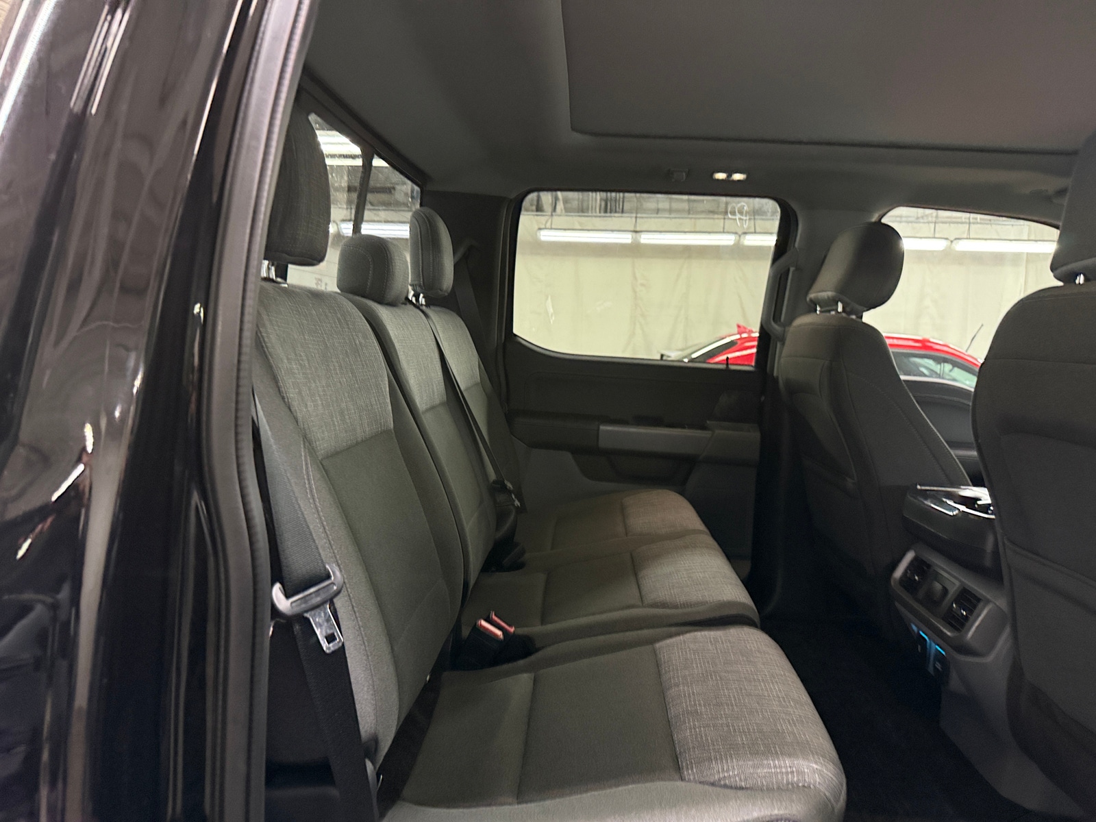 Thumbnail: 2021 Ford Econoline - 6