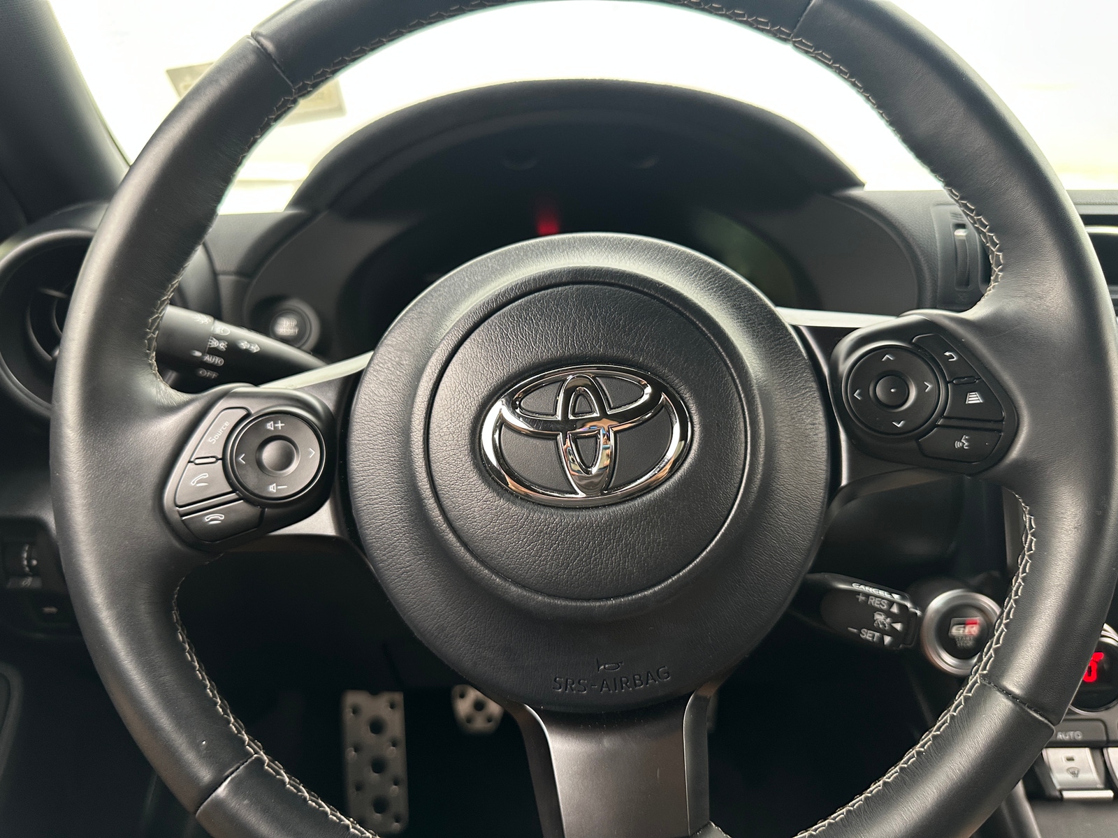 Thumbnail: 2025 Toyota GR86 - 4