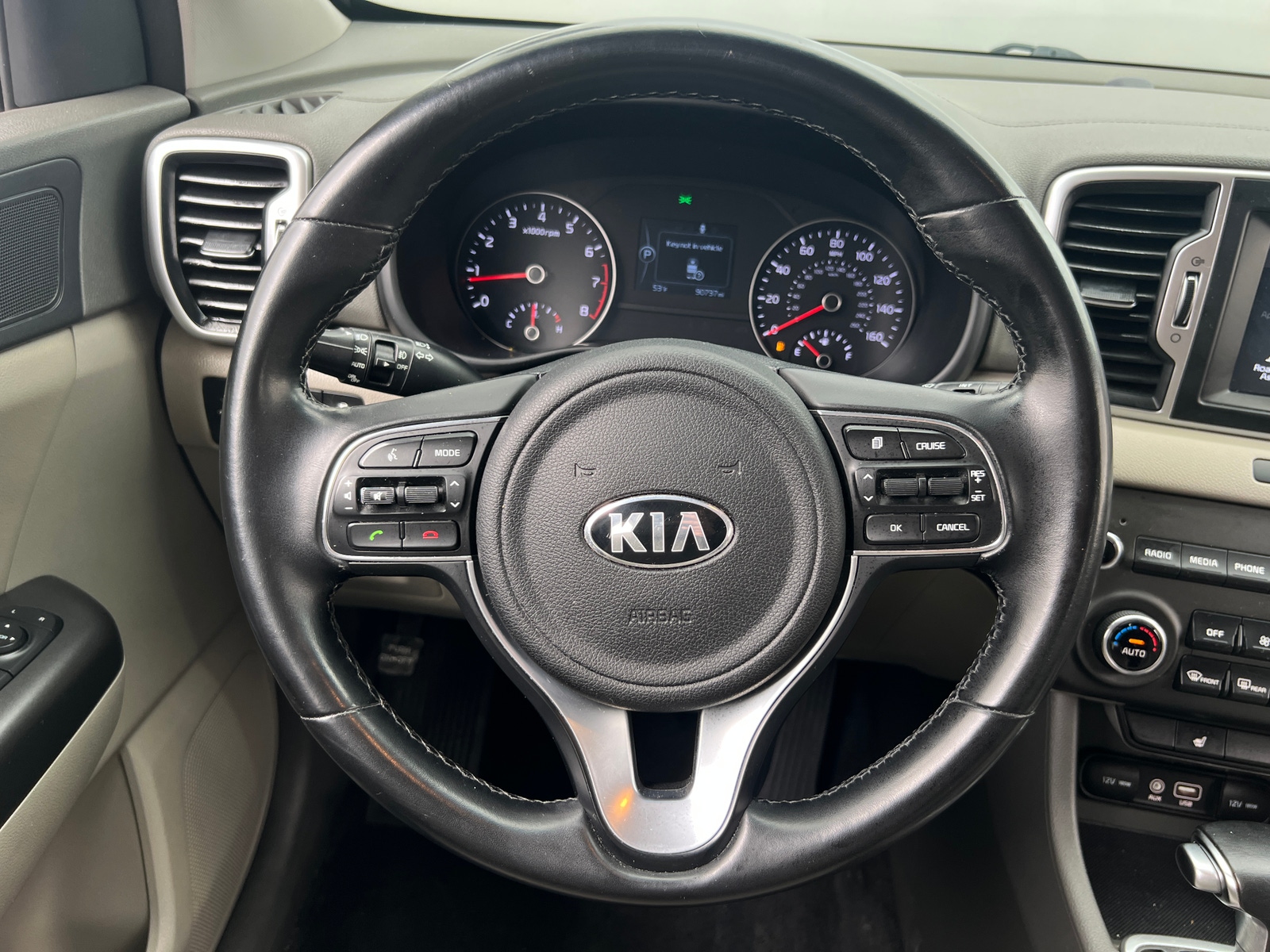 Thumbnail: 2017 Kia Sportage - 4