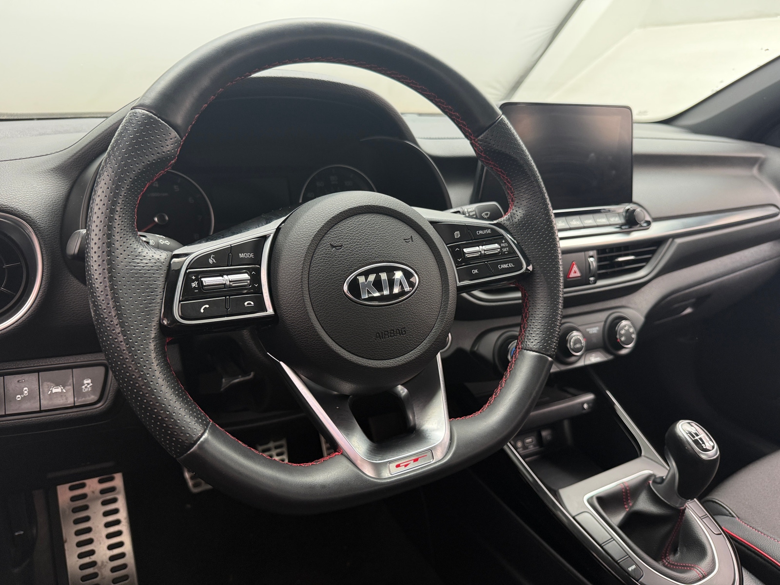 Thumbnail: 2021 Kia Forte - 4