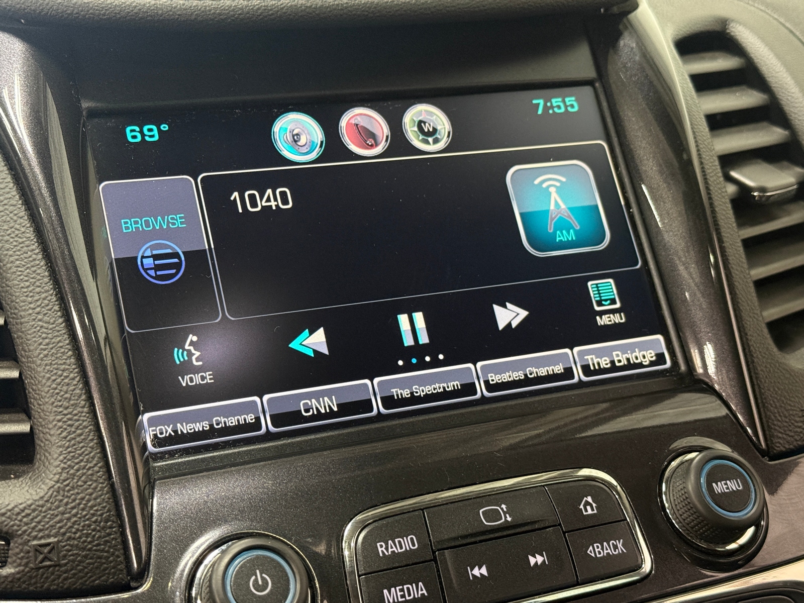 Thumbnail: 2015 Chevrolet Impala - 3