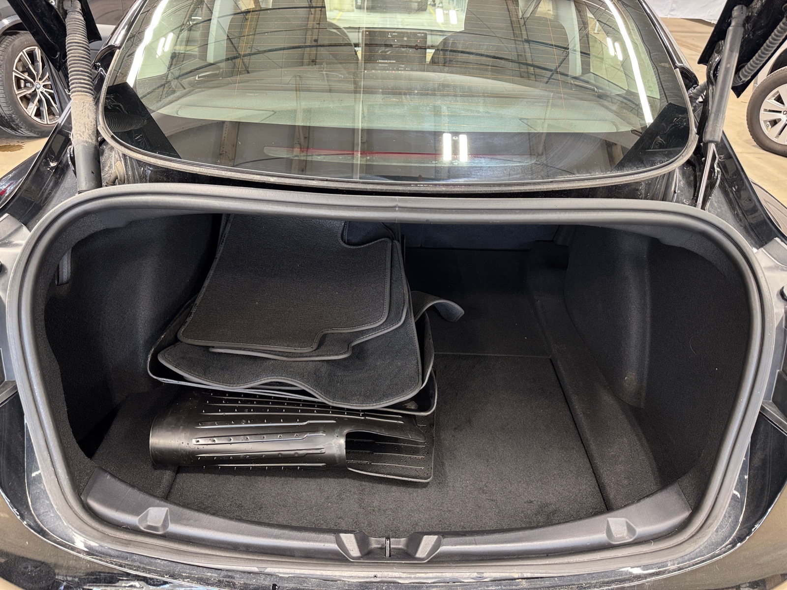 Thumbnail: 2023 Tesla Model 3 - 6