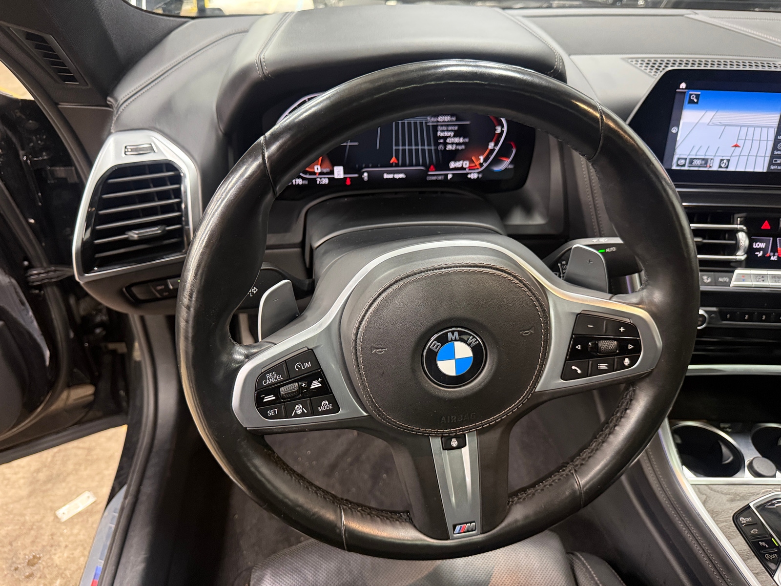Thumbnail: 2021 BMW 8 Series - 4